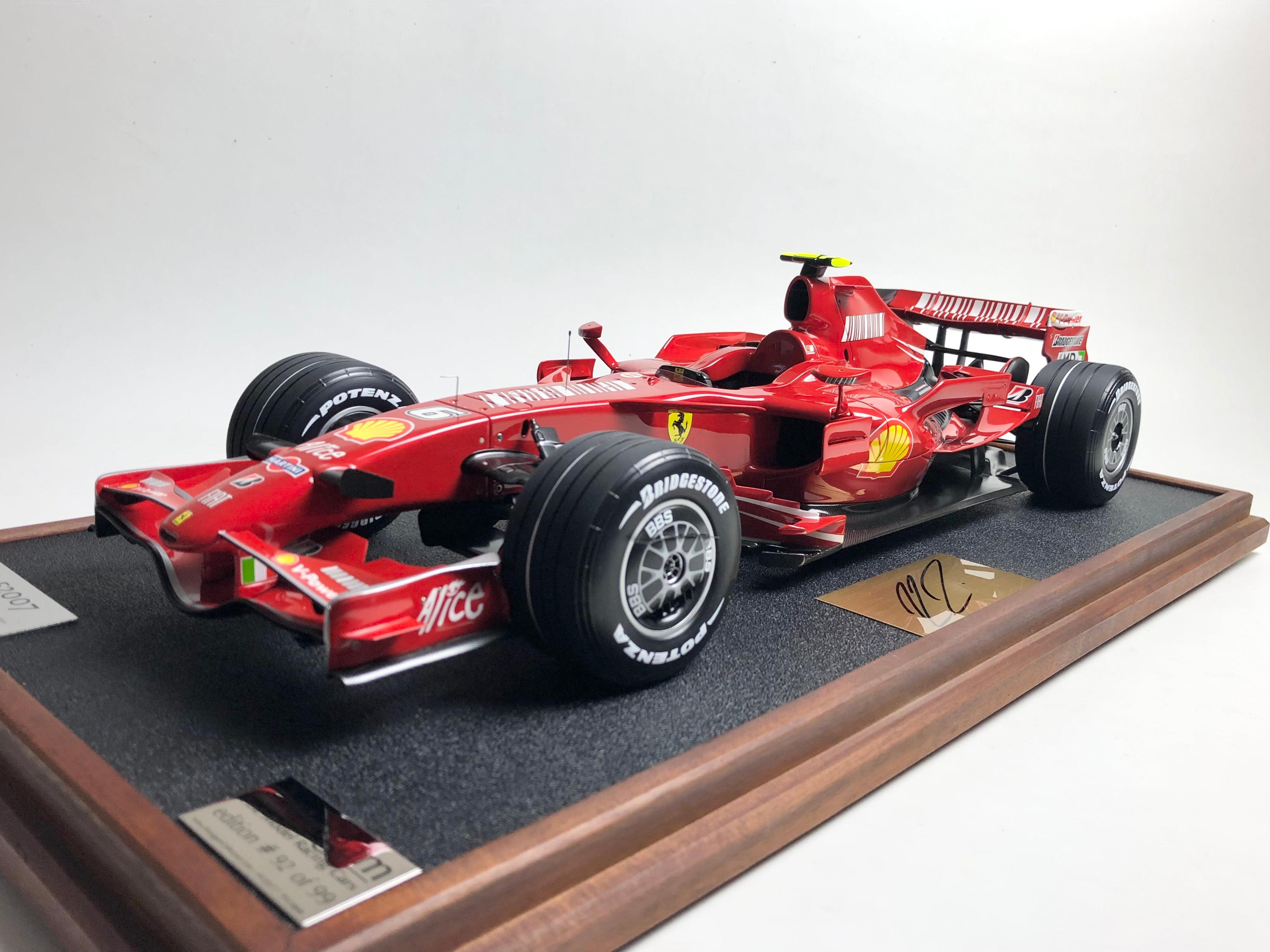 Amalgam 1:8 scale Ferrari F2007 Kimi Raikkonen World Champion