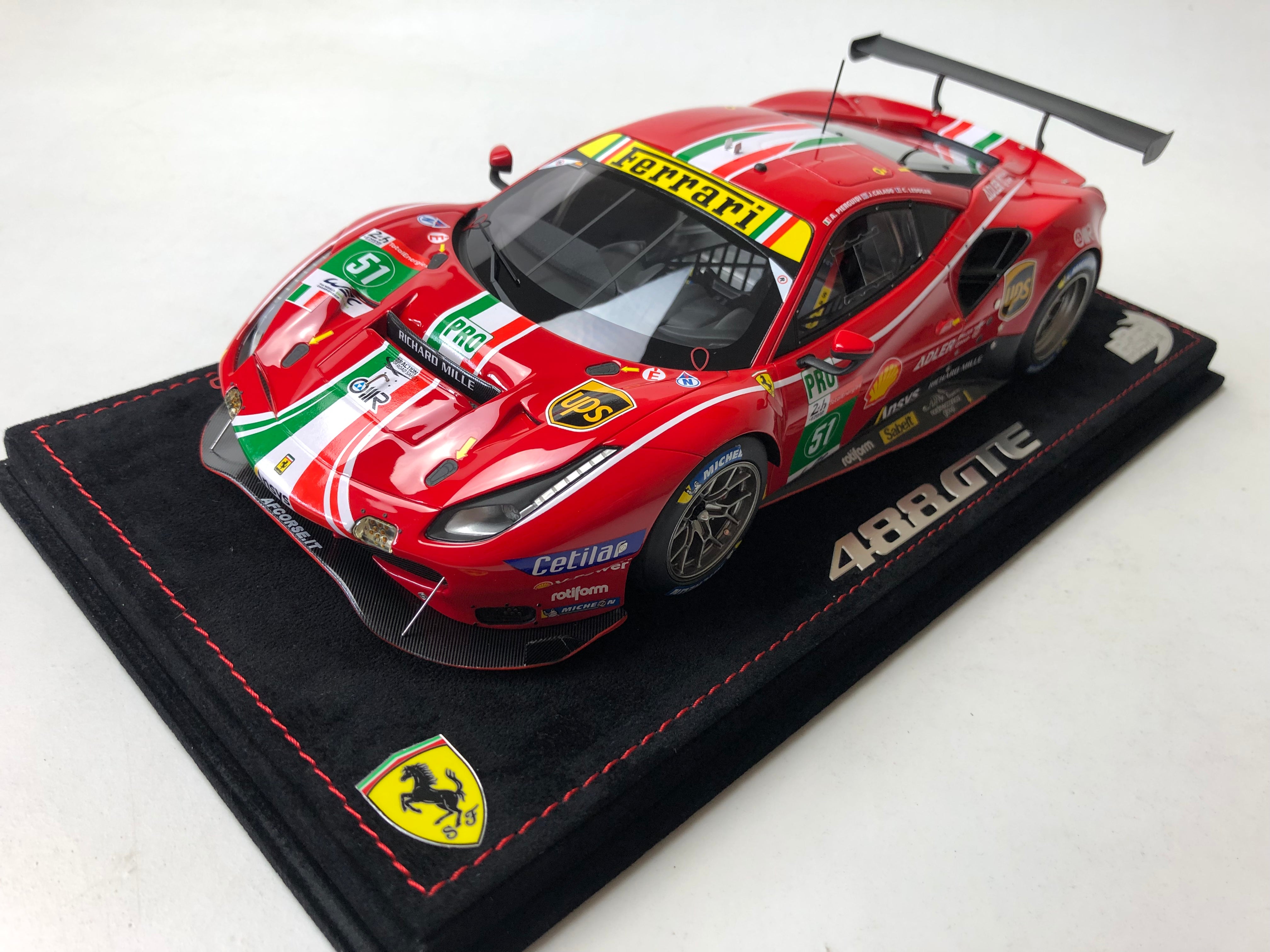 Ferrari 488 GTE Le Mans-Klassensieger Nr. 51 im Maßstab 1:18