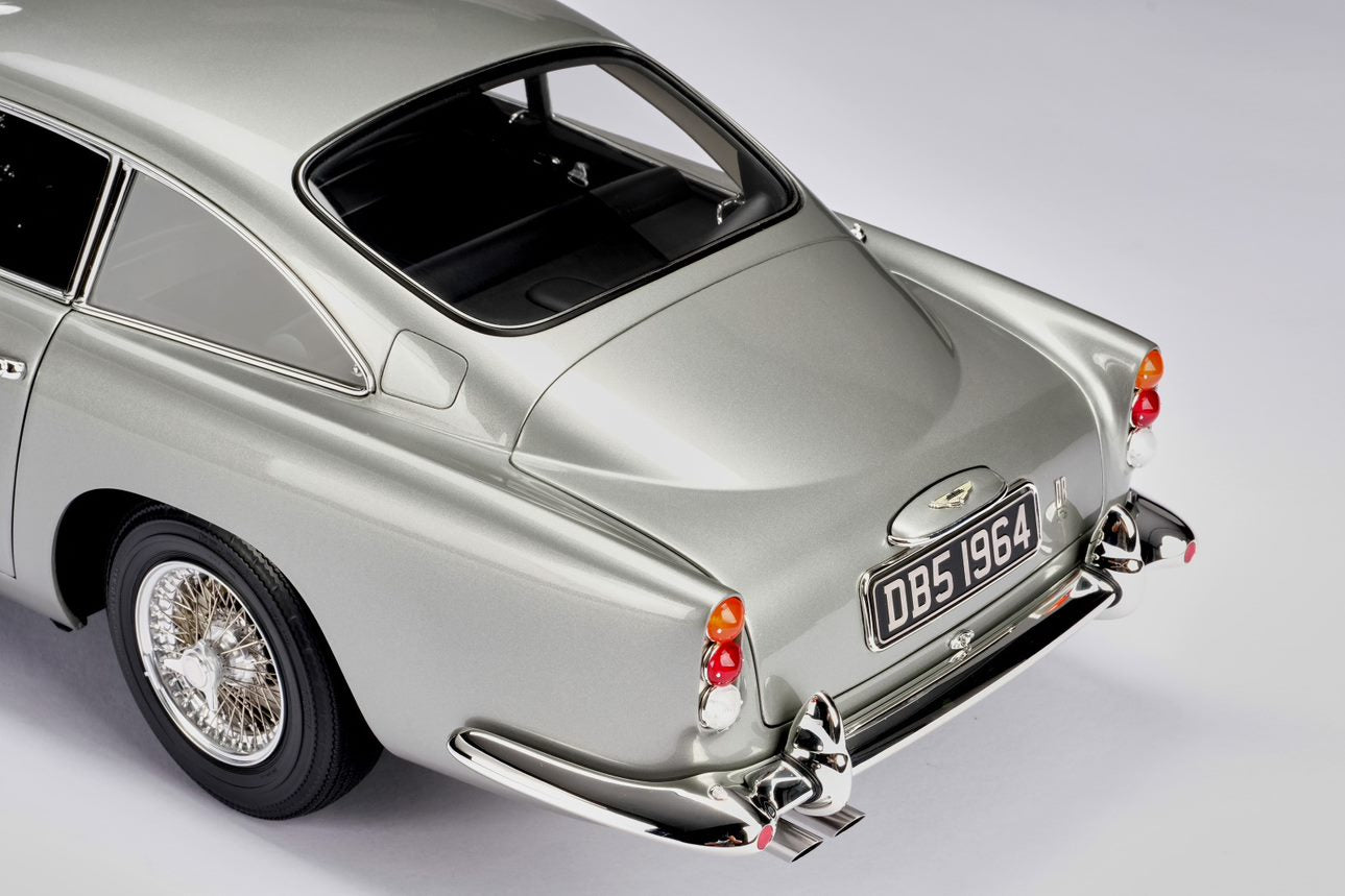 Amalgam 1:8 Aston Martin DB5