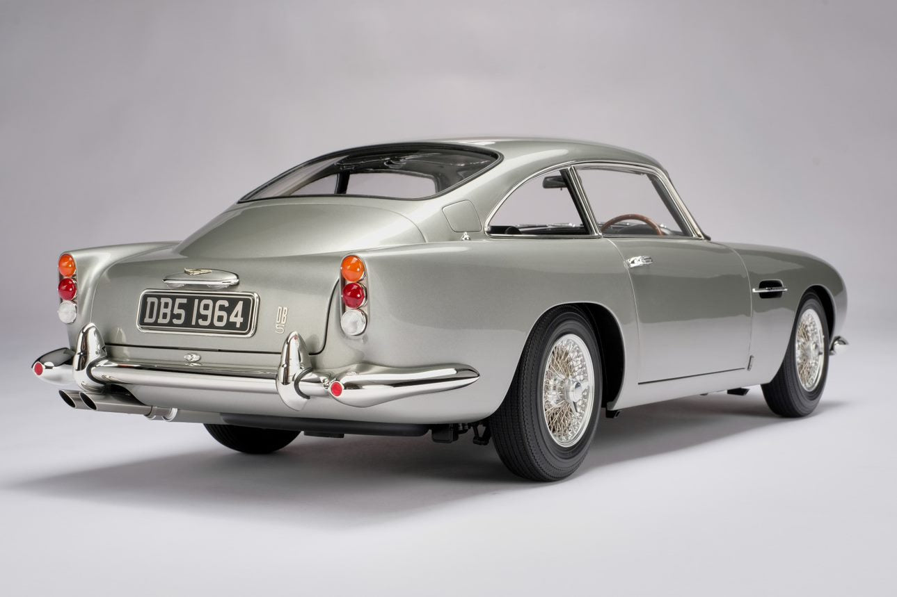 Amalgam 1:8 Aston Martin DB5