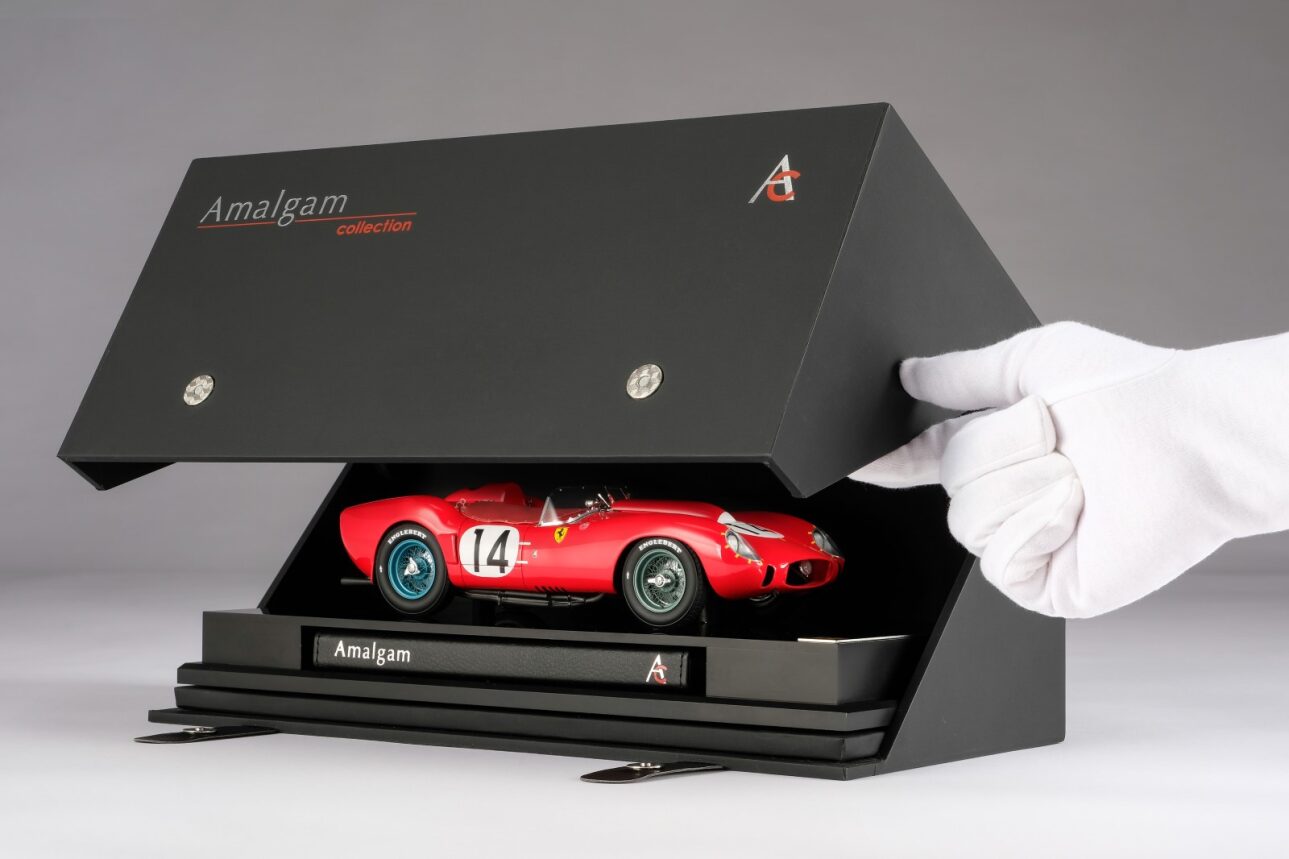 Amalgam Ferrari 250 TR58 1:18 scale