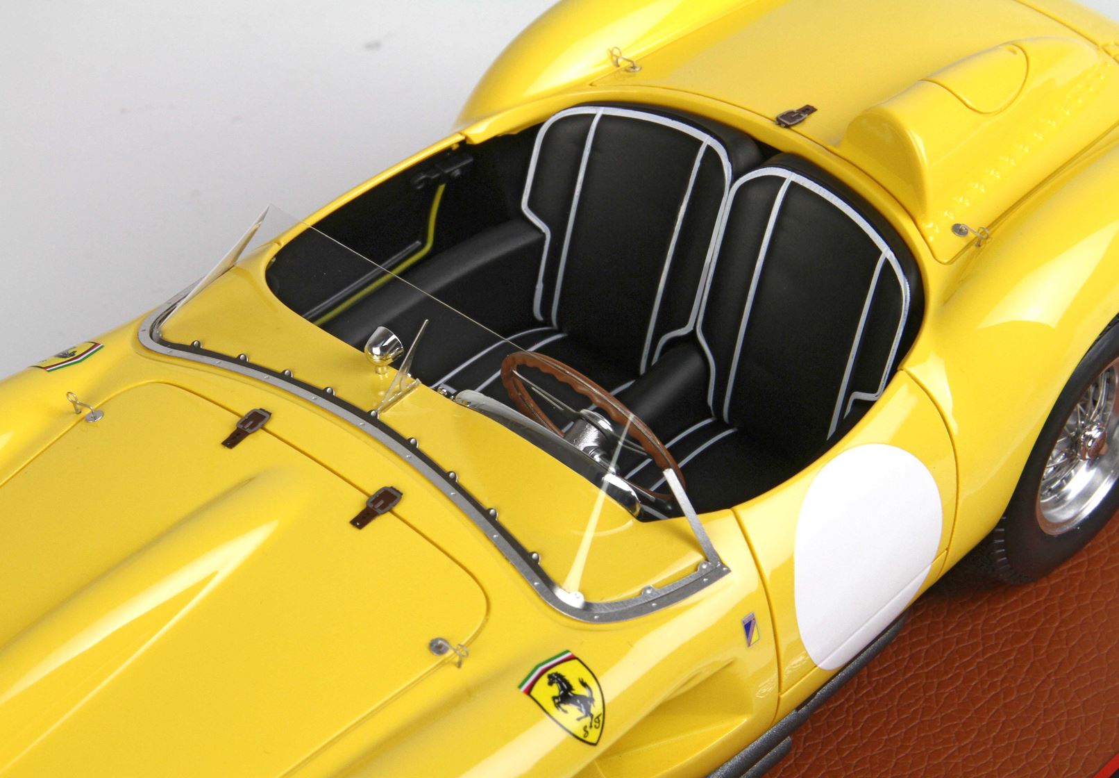 BBR 1957 Ferrari 250 TR 1:18 scale in Yellow