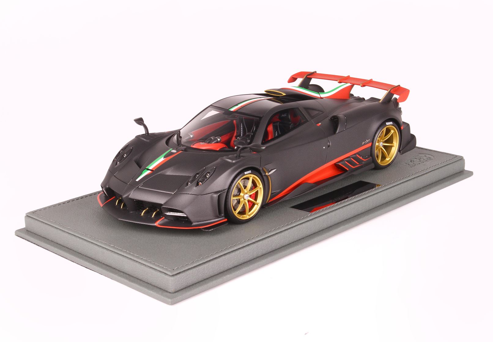 BBR Pagani Imola Full Carbon 1:18 scale