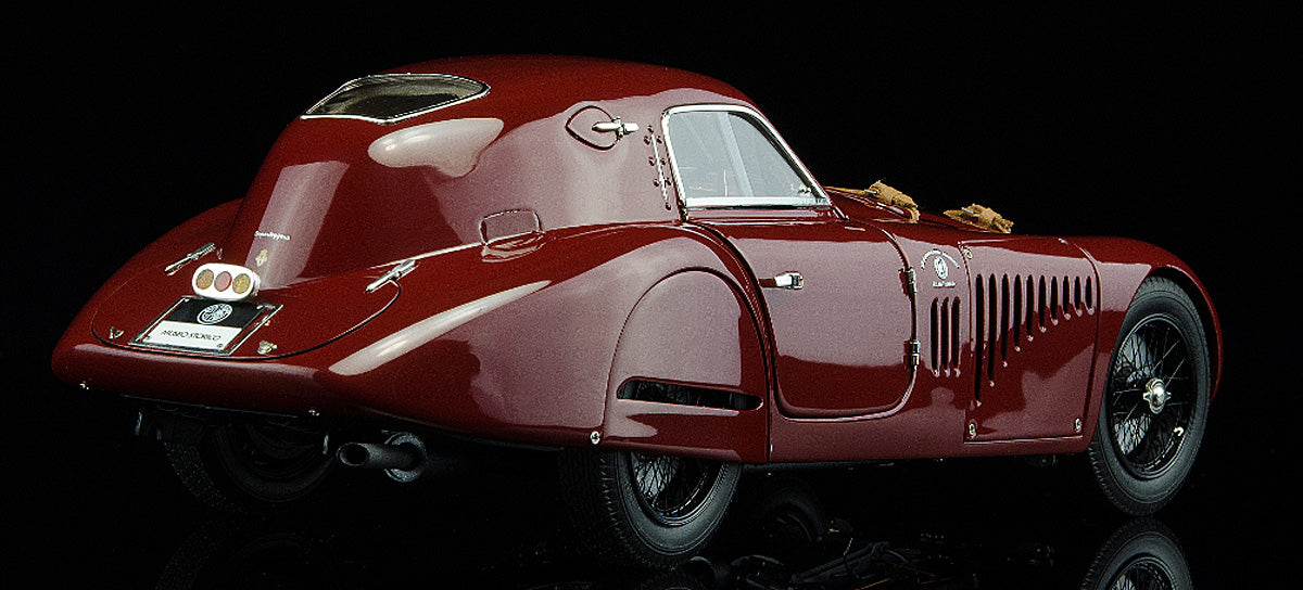 CMC A-017 1:18 Alfa Romeo 8C 2300 Servicio de carretera Diorama
