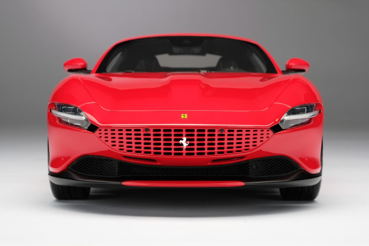 Amalgam 1:12 scale Ferrari Roma