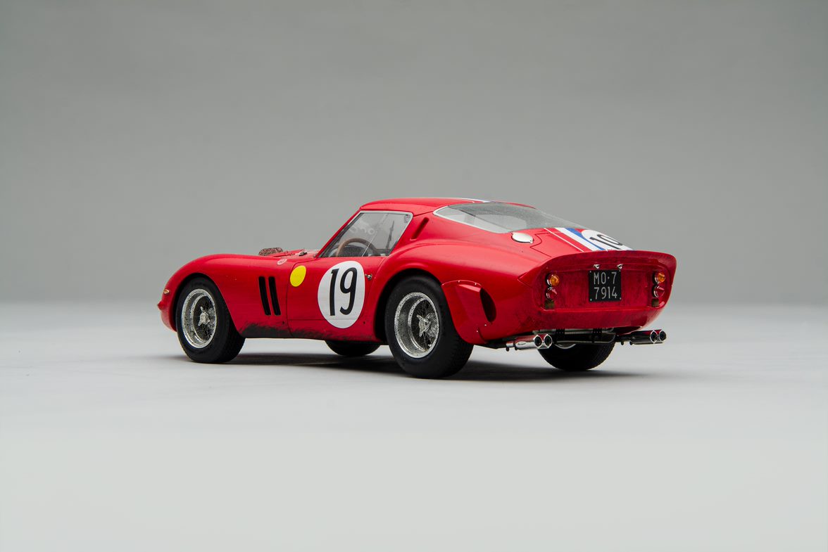 Amalgam Ferrari 250 GTO 1:18 scale Weathered