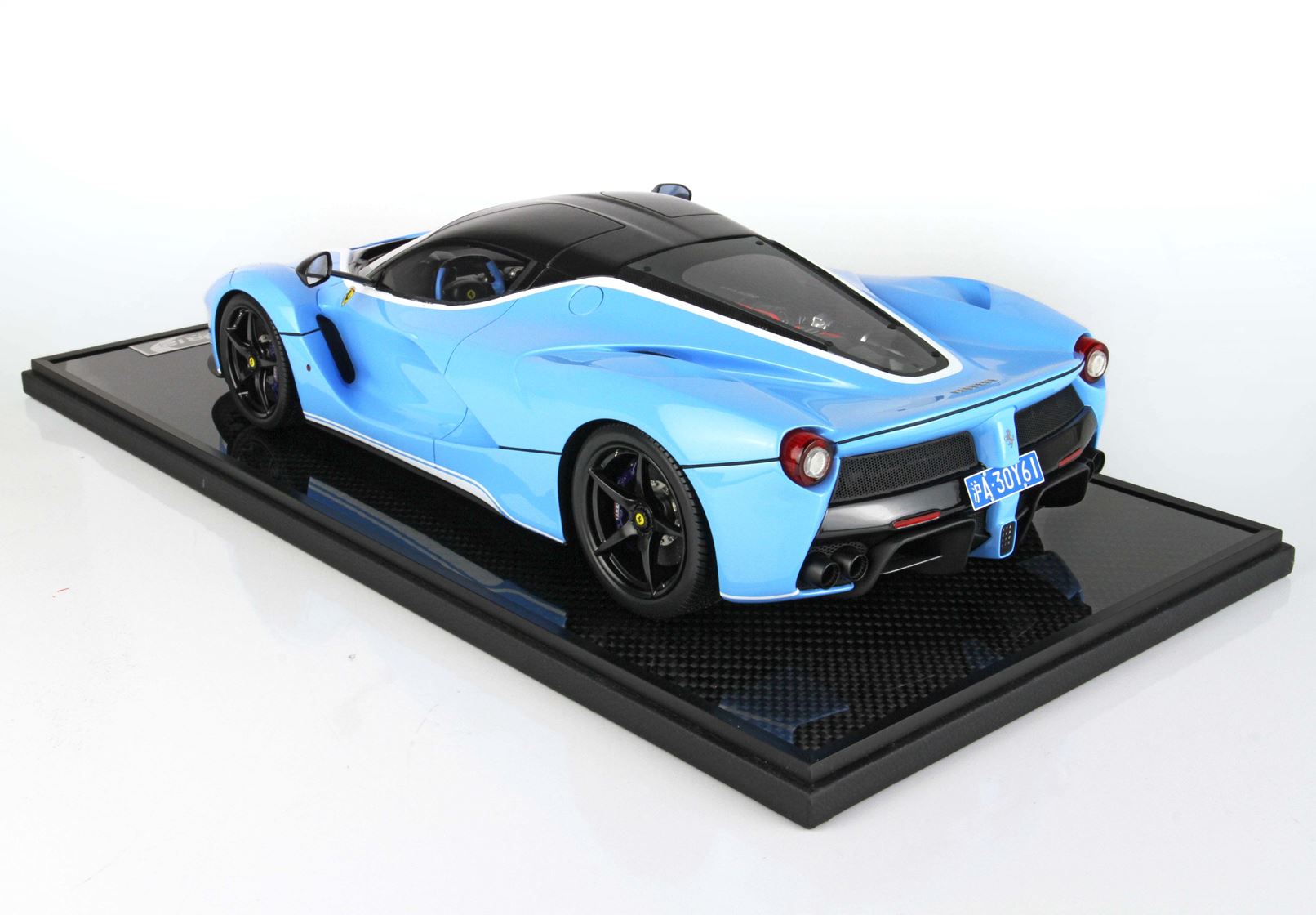 BBR 1:12 scale La Ferrari baby blue