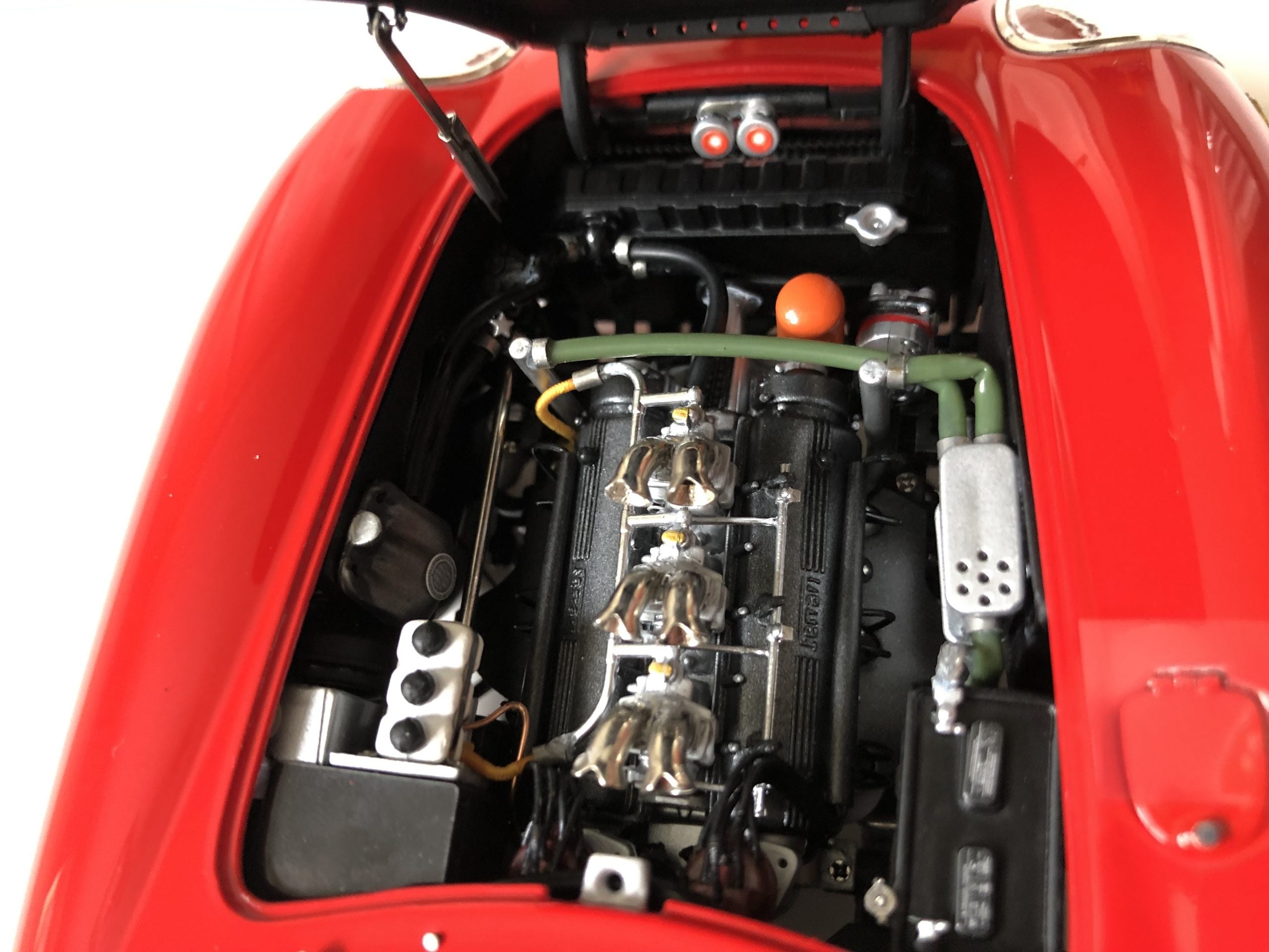 CMC M210 1:18 Ferrari 275 GTB/C Red