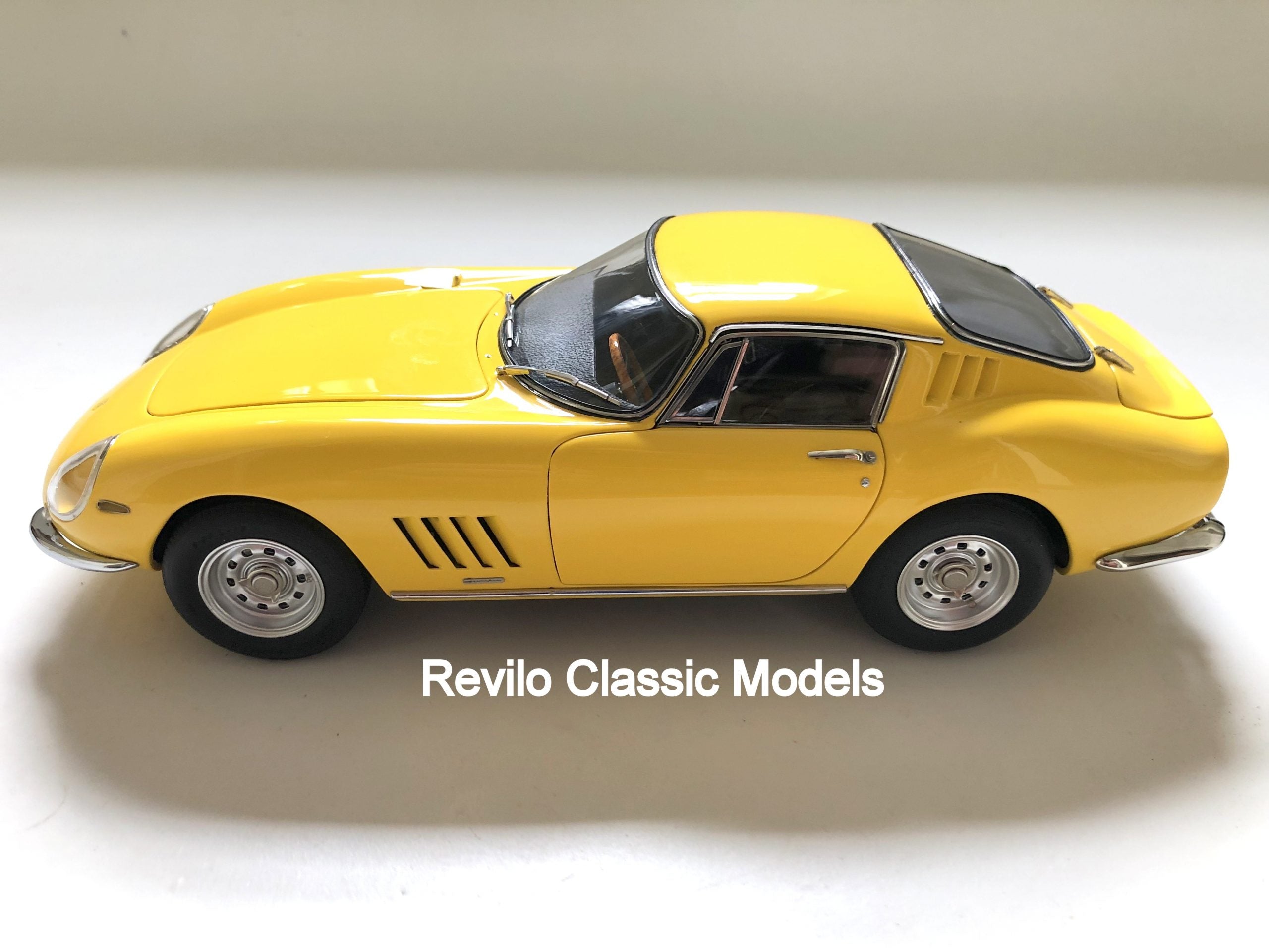 CMC M240 1:18 Ferrari 275 GTB/C Modena Yellow Limited Edition