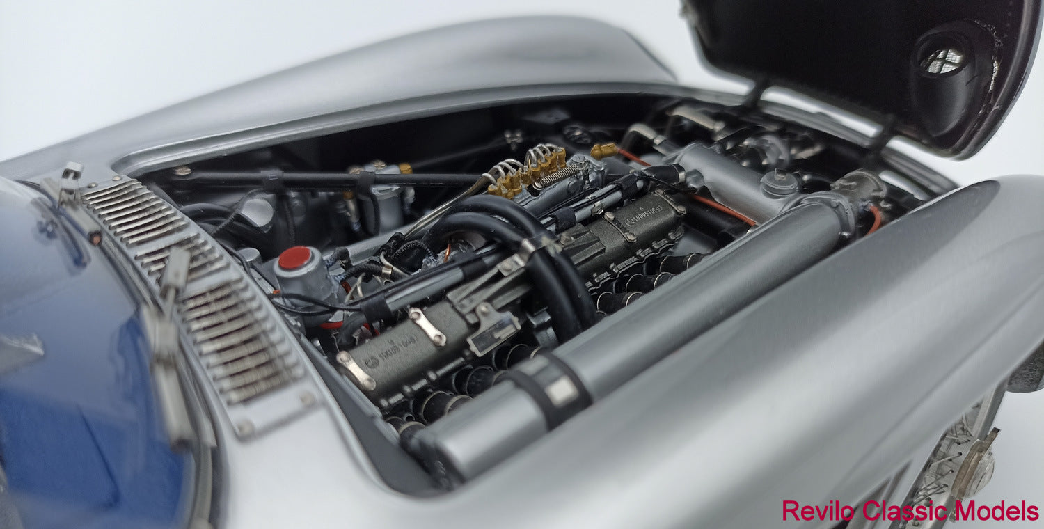 CMC 1:18 Mercedes 300 SLR Uhlenhaut coupe M245 T1