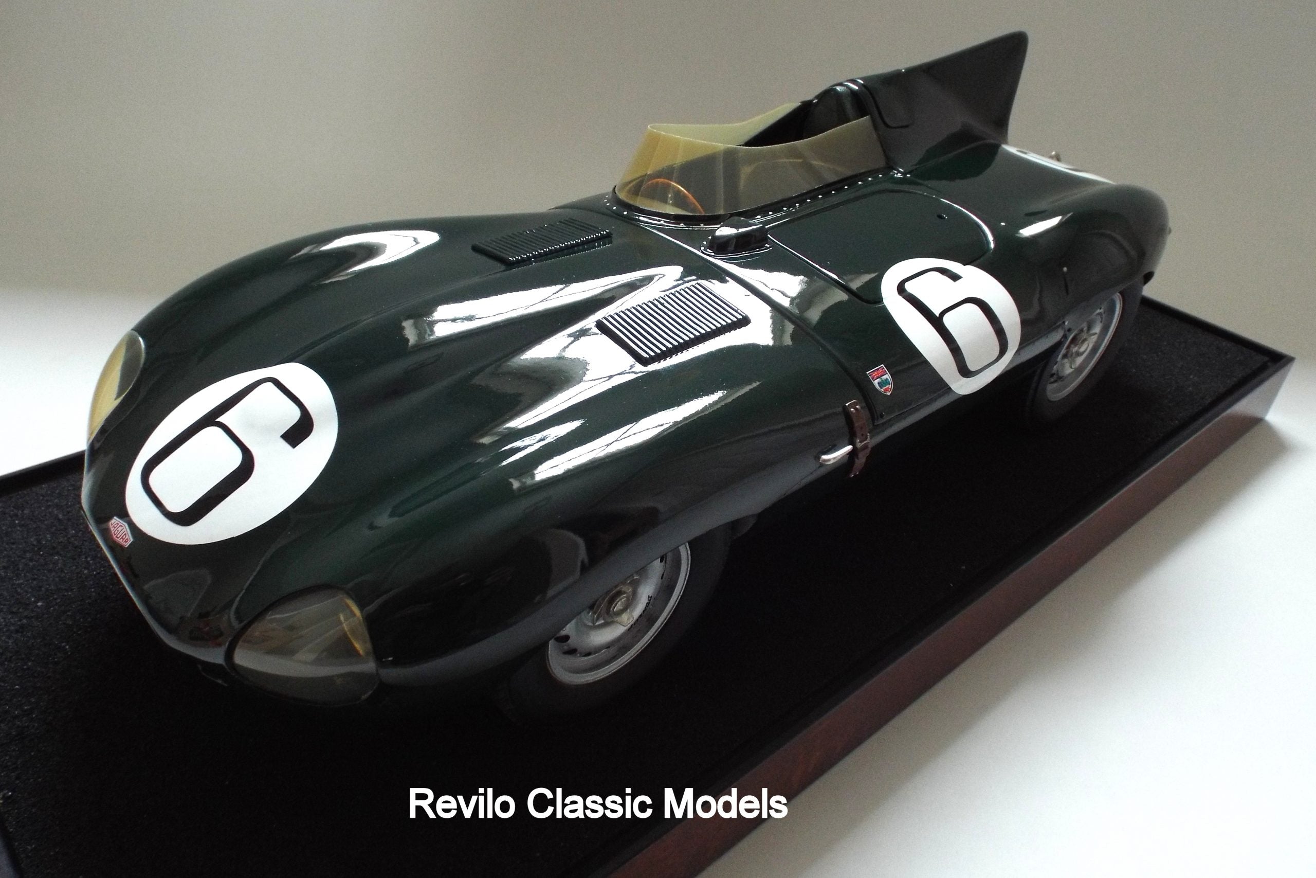 1:8 scale Jaguar D Type by Javan Smith