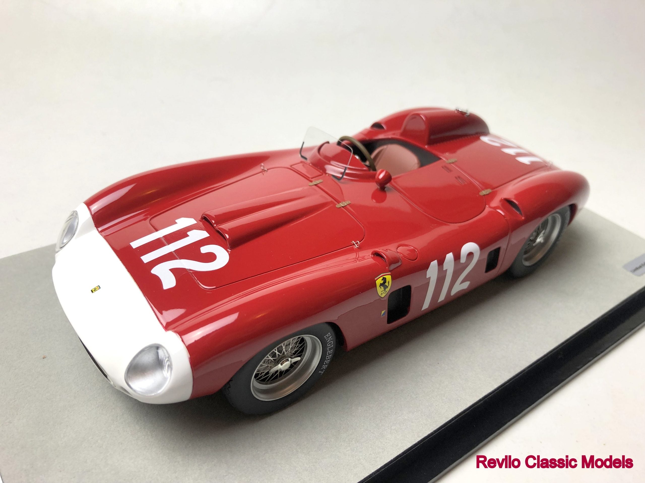 Ferrari 860 Monza Targa Florio 1956 1:18 scale