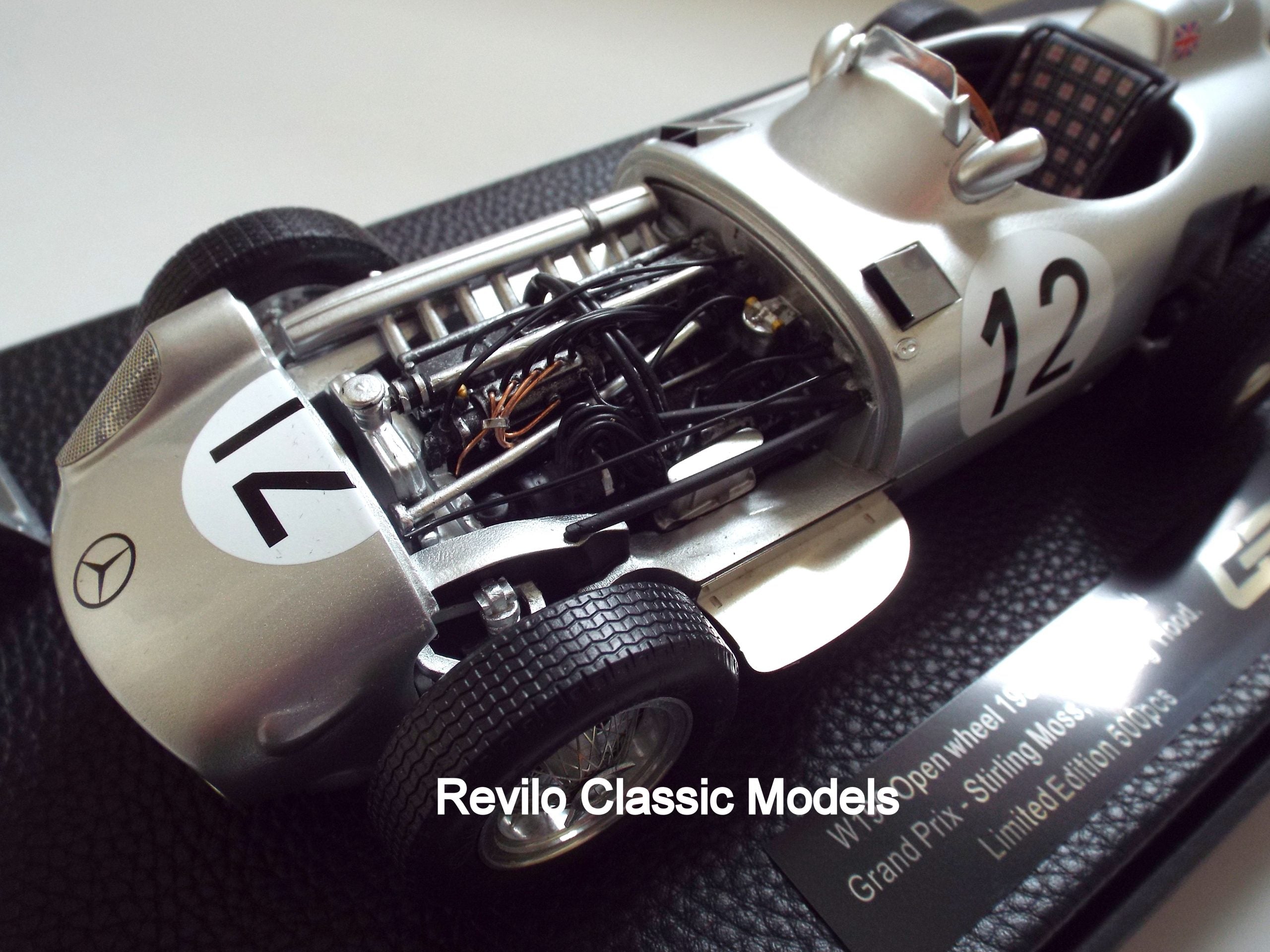 Mercedes W196 Stirling Moss #12 escala 1:18