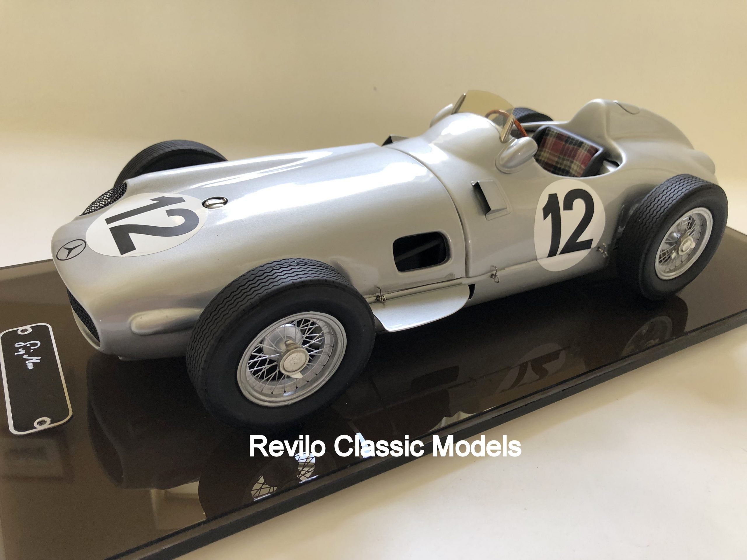 Javan Smith 1:8 scale Mercedes W196 Stirling Moss