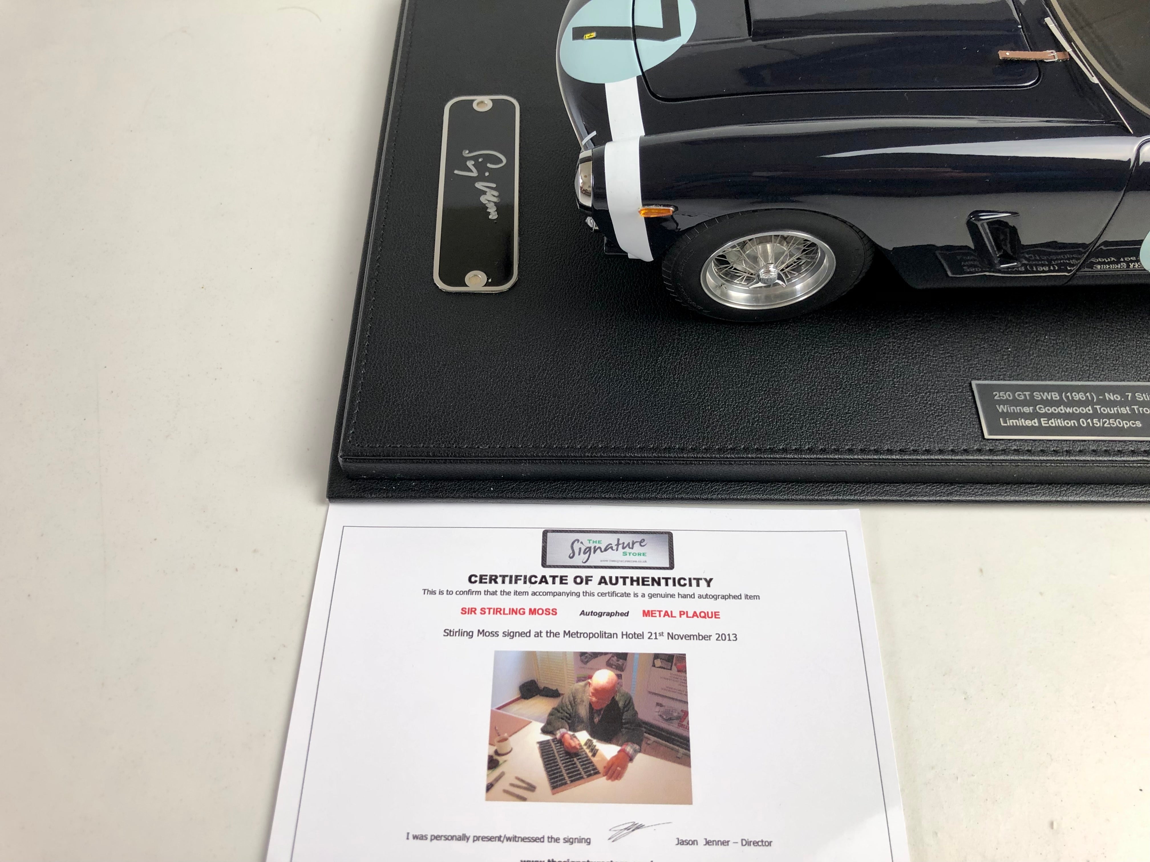 Escala 1:12 1961 Ferrari 250GT SWB Stirling Moss