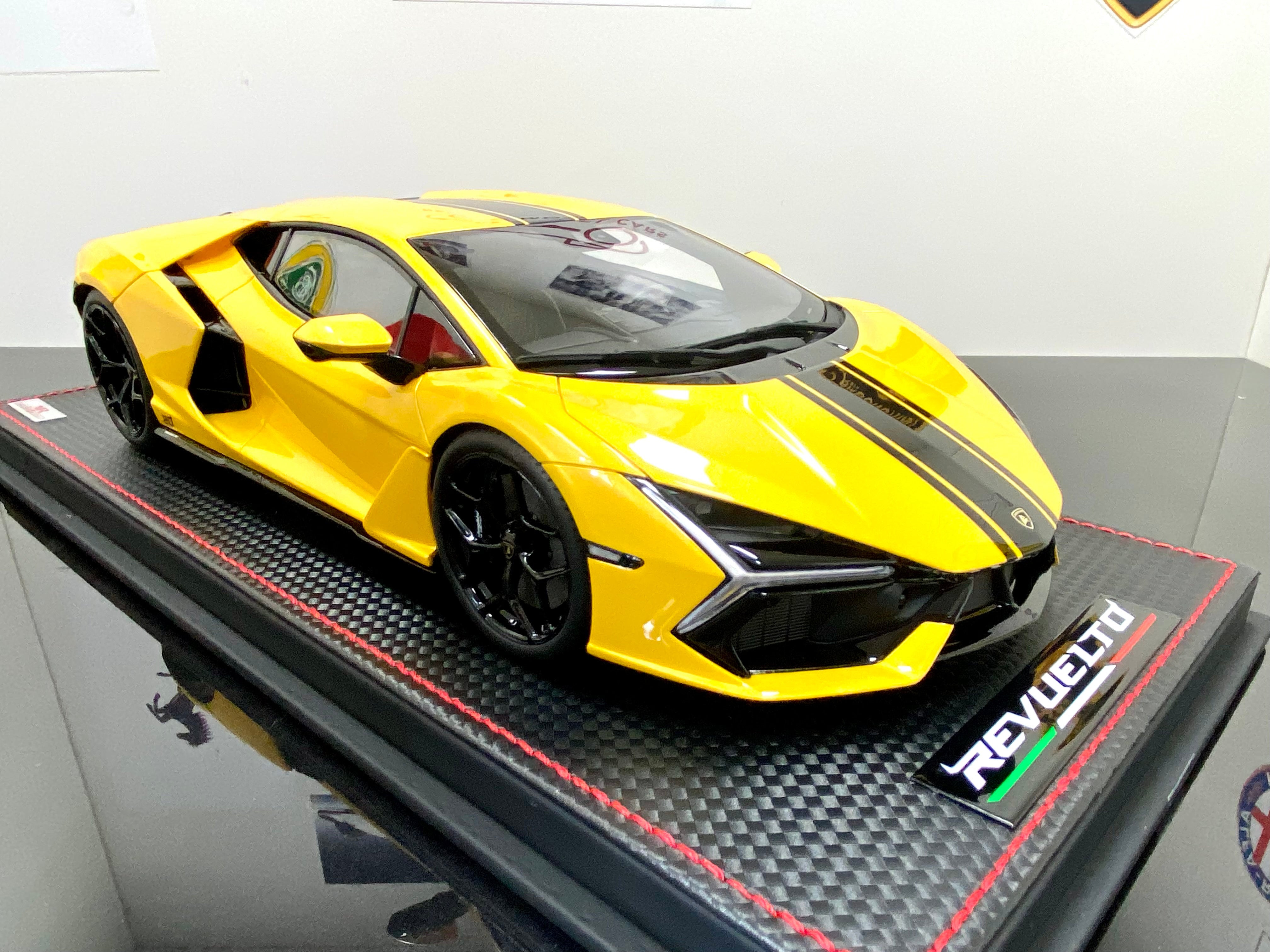MR Collection Lamborghini Revuelto 1:18 scale Limited Edition