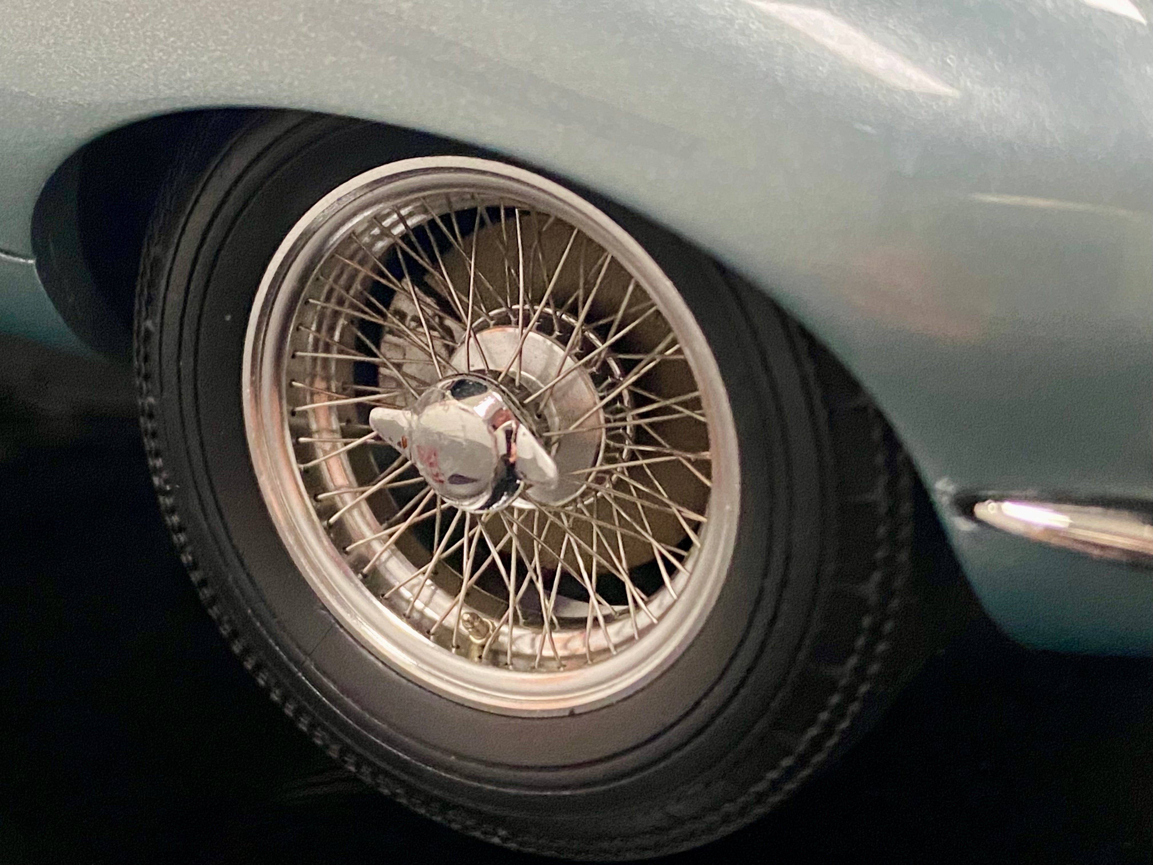 Amalgam Jaguar E Type 1:18 scale