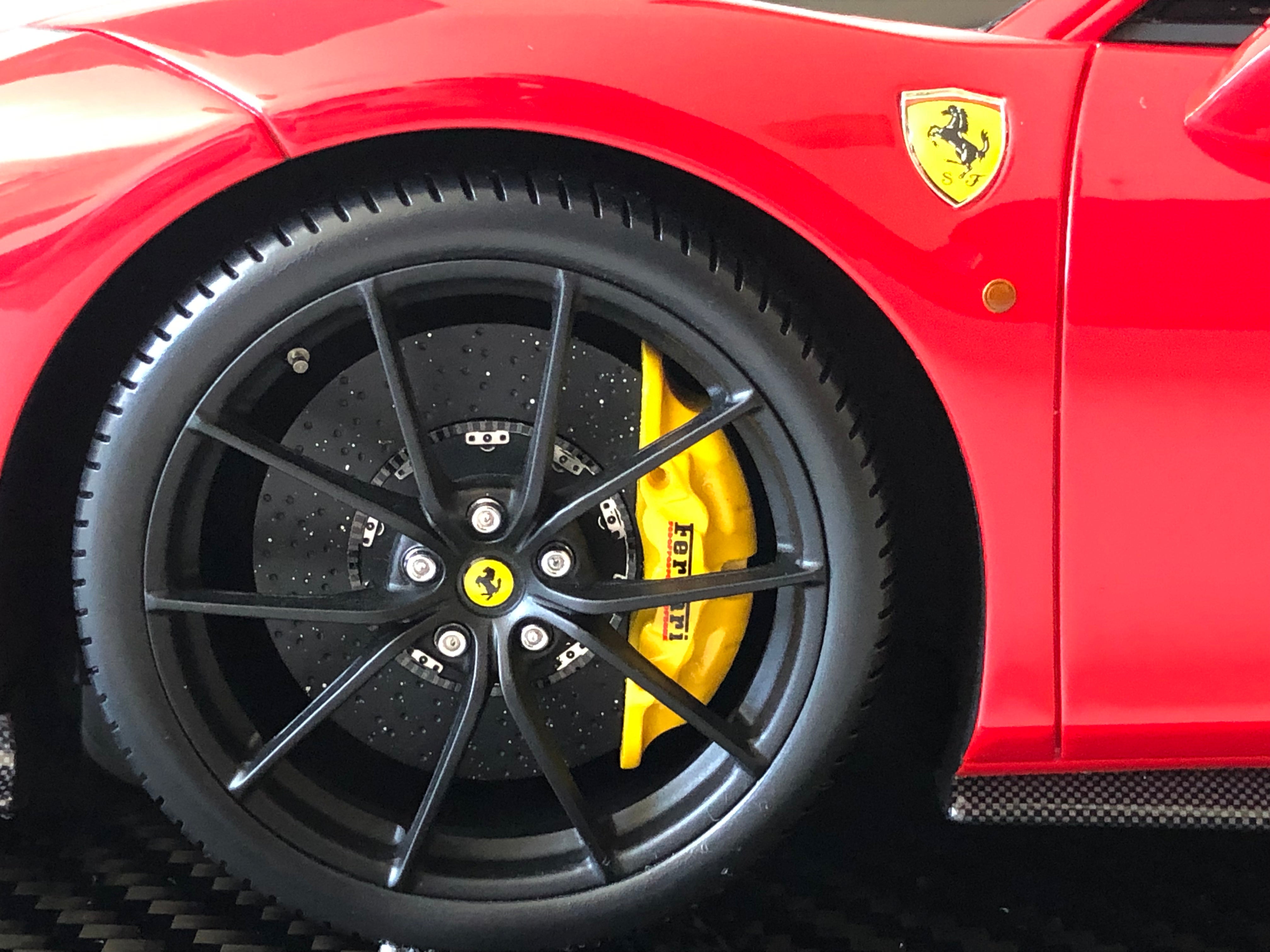 BBR Ferrari 488 Pista escala 1:12