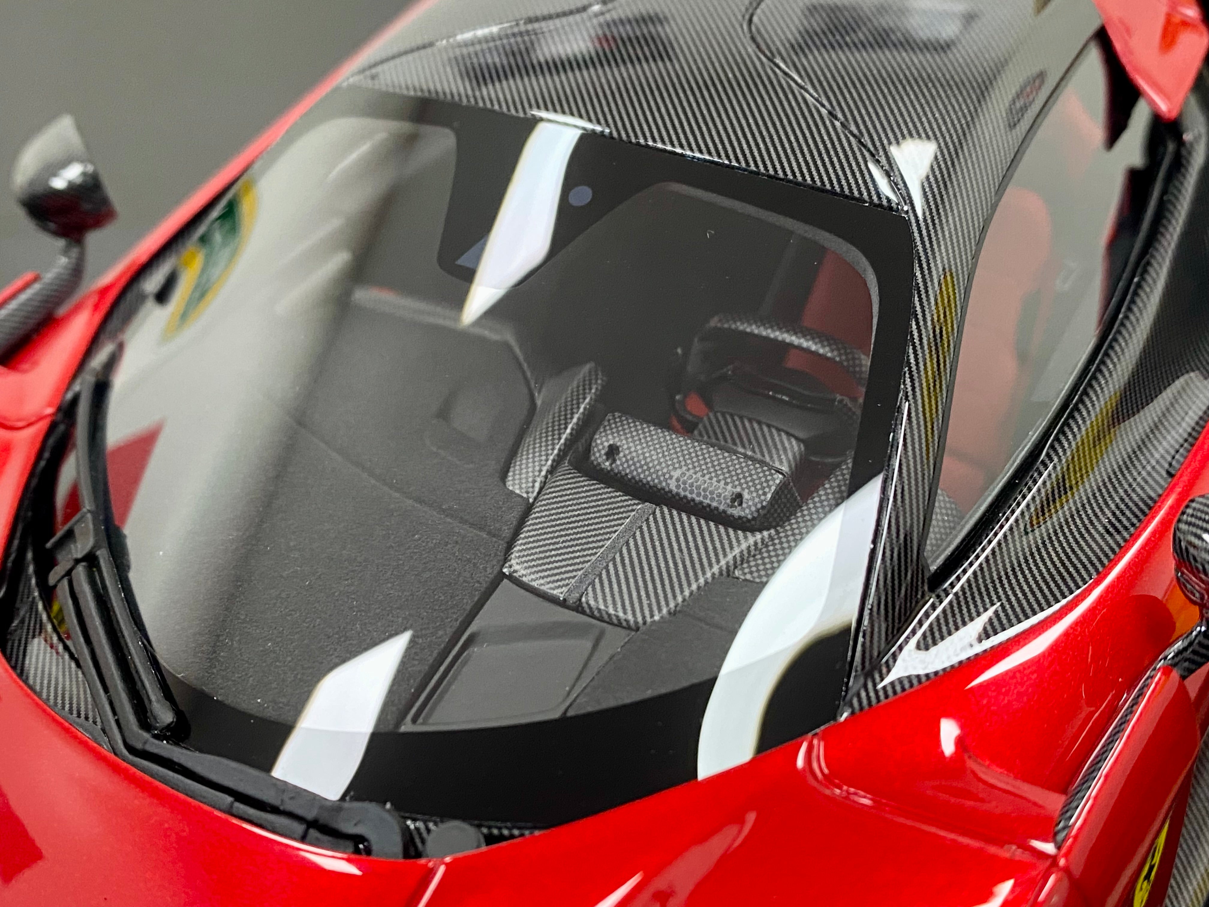 Amalgam Ferrari F80 1:18 scale