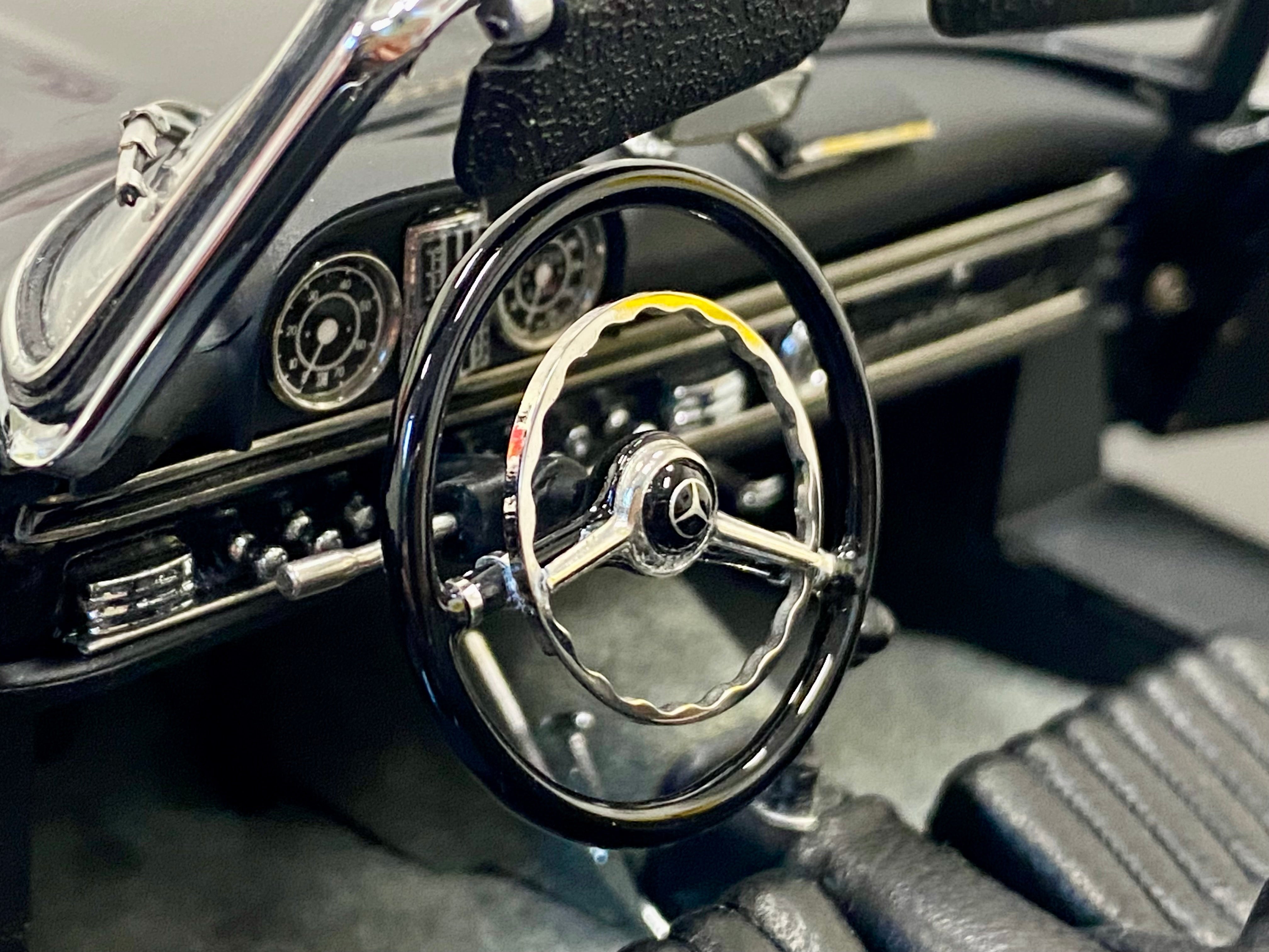 CMC 1:18 Mercedes 300SL M293 Black open top roadster