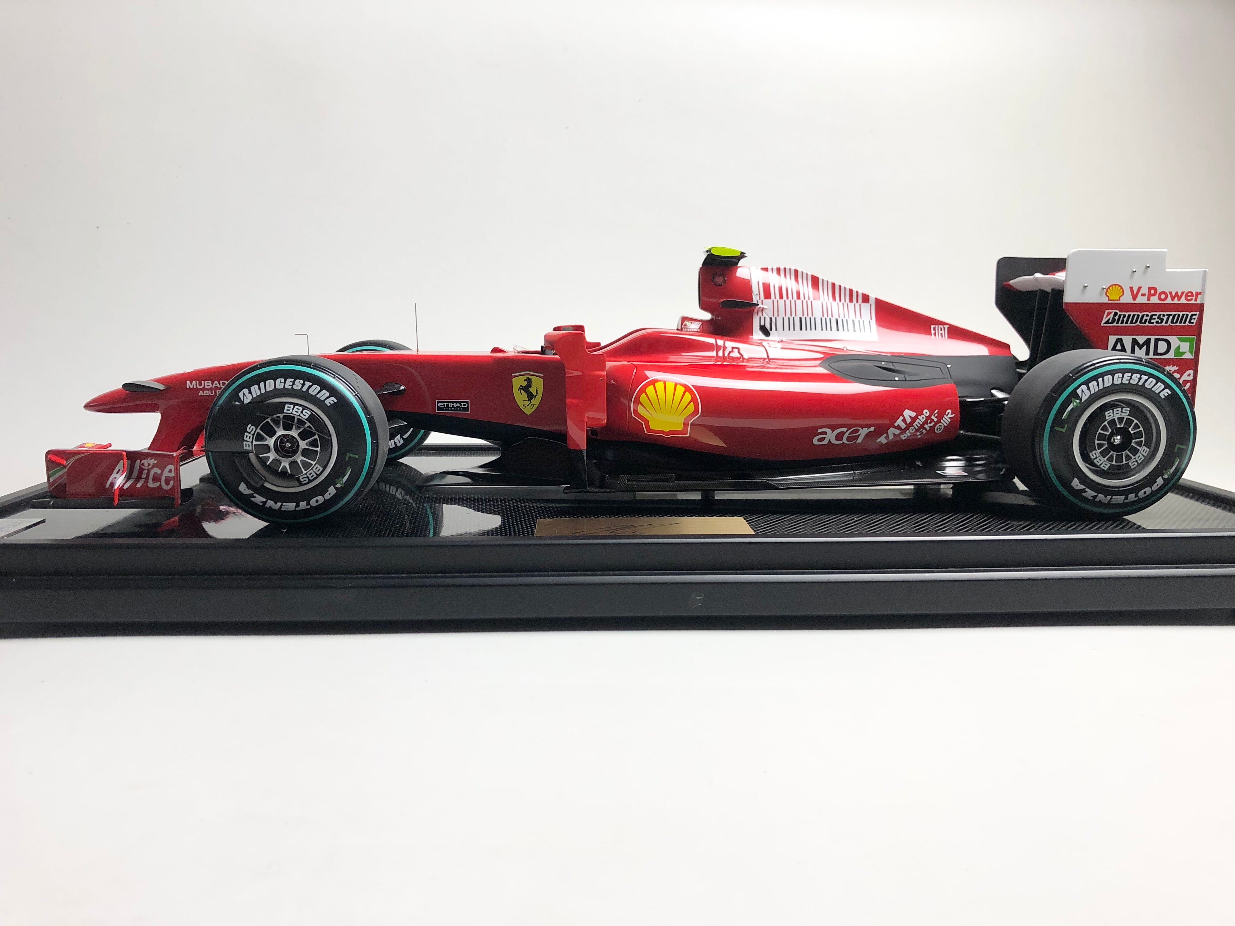 Amalgam 1:8 scale Ferrari F60 Kimi Raikkonen Winner Spa 2009