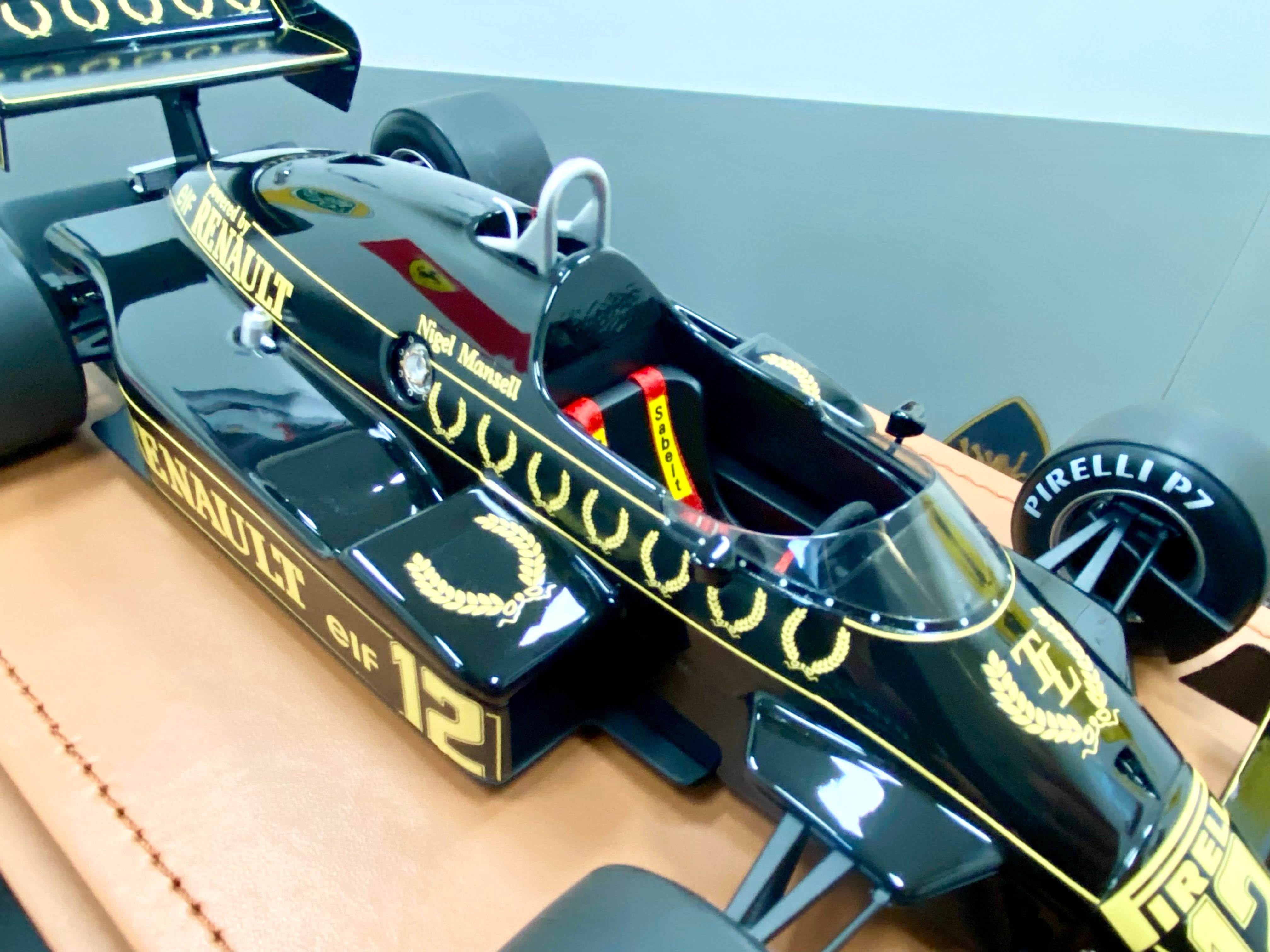 1:18 scale Lotus 94T Mansell #12 1983 British Grand Prix winner