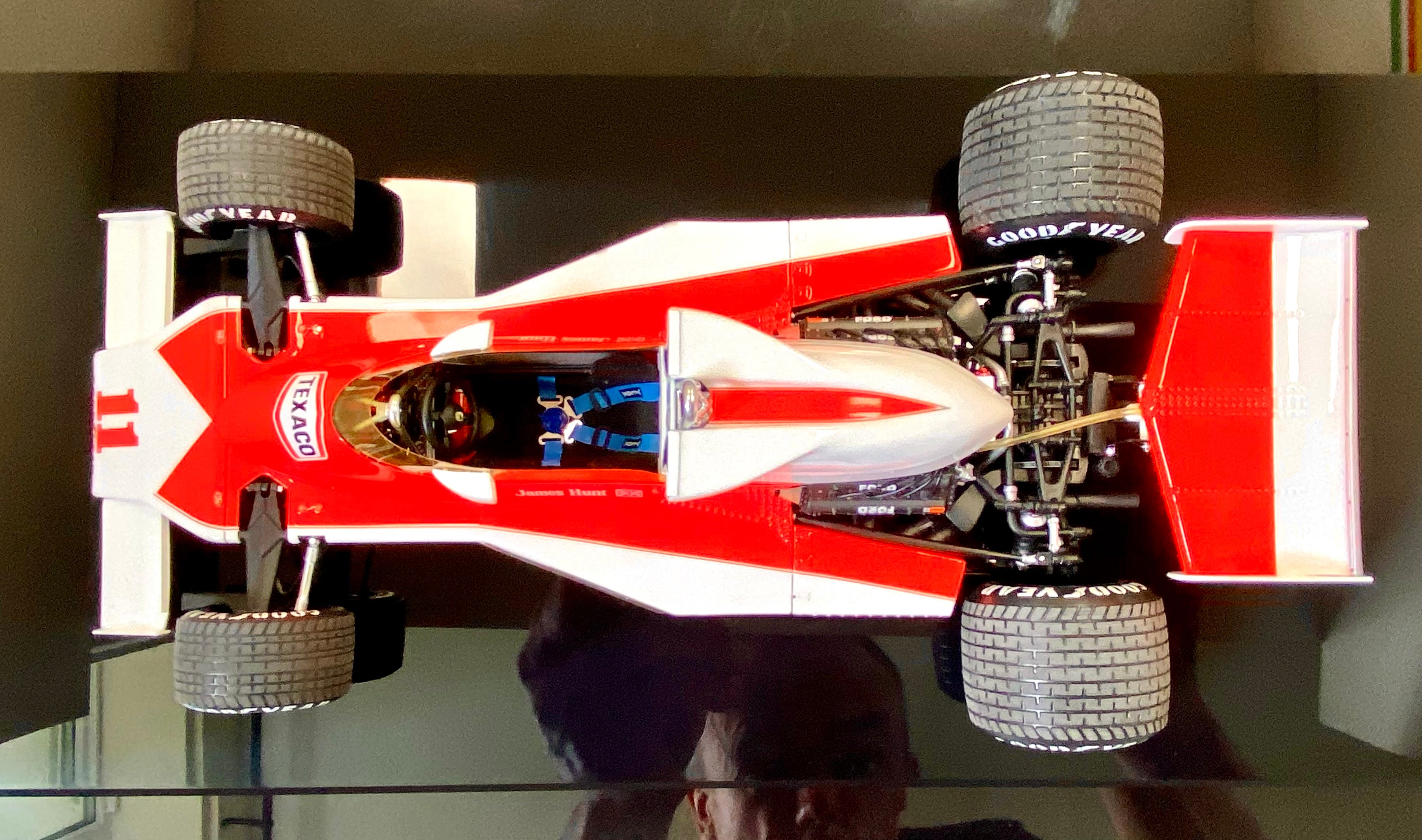 Amalgam 1:18 scale McLaren M23D 1976 James Hunt