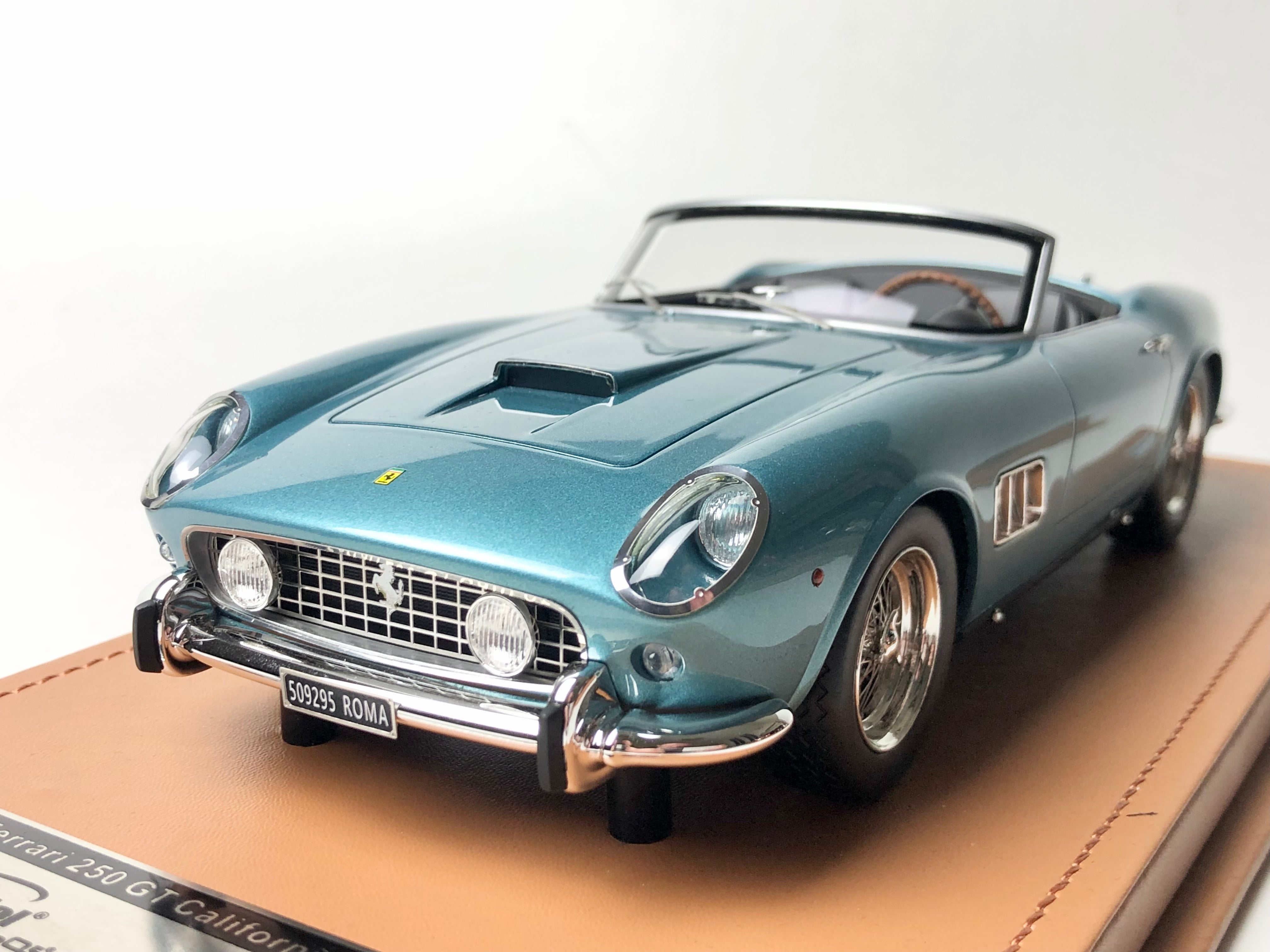 Ferrari 250 GT California 1960 Azure 1:18 scale Limited Edition