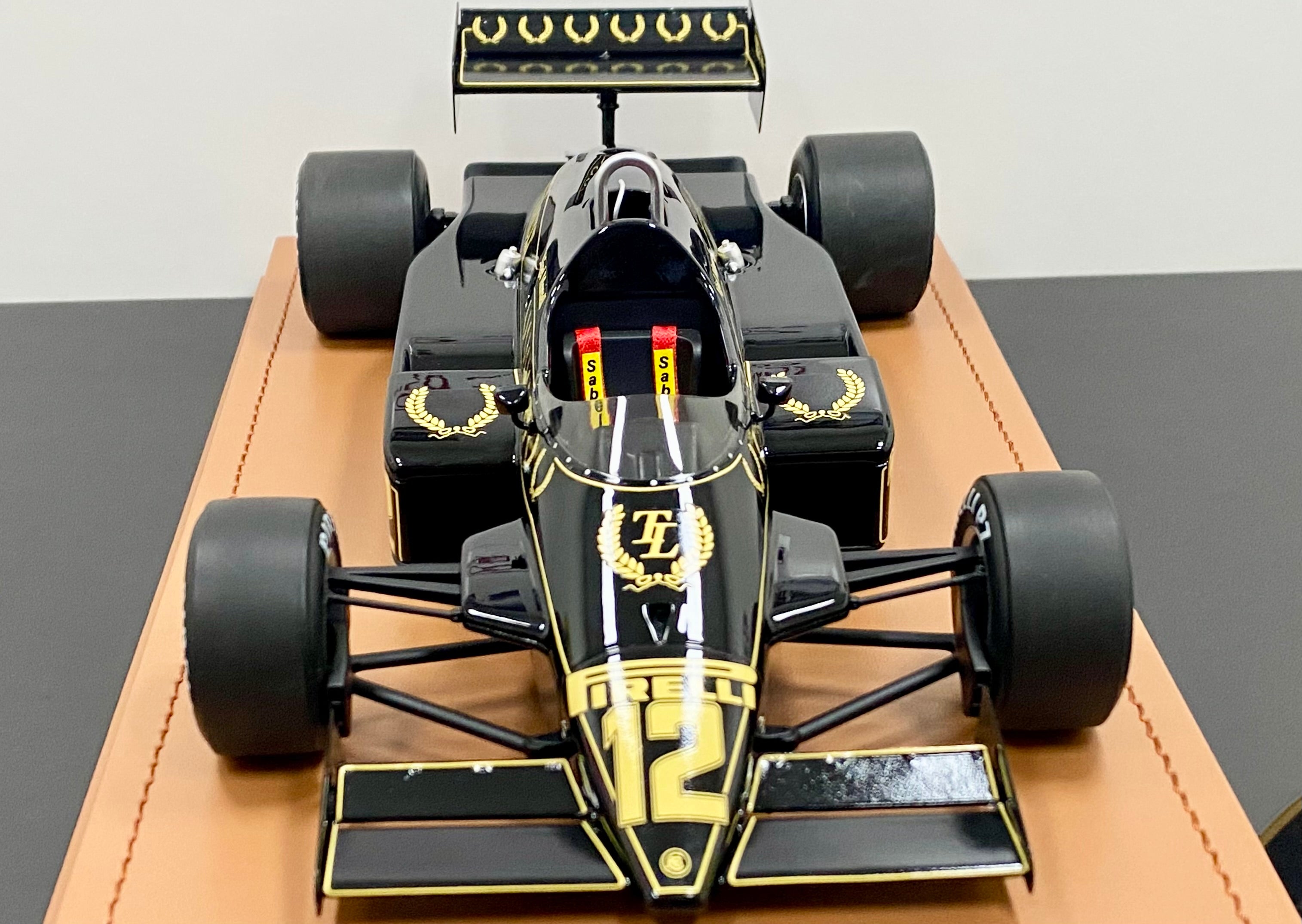 1:18 scale Lotus 94T Mansell #12 1983 British Grand Prix winner