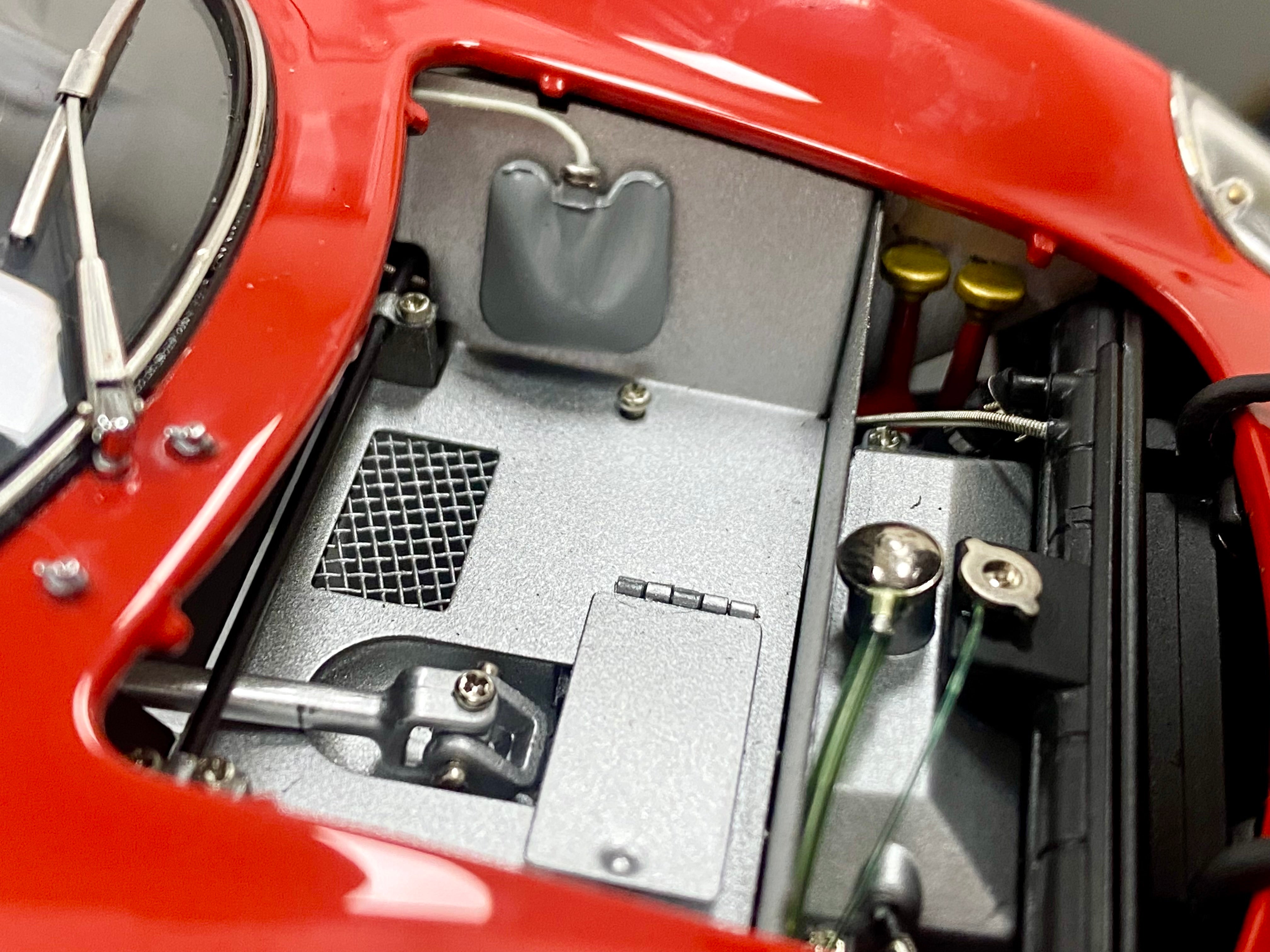 CMC 1:18 scale Ferrari 250 LM M263 #21 Le Mans 1965