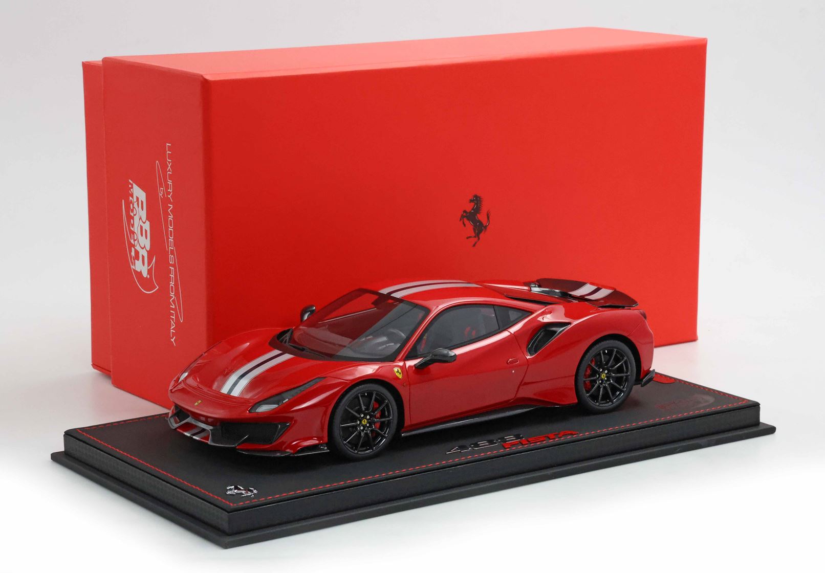 BBR Ferrari 488 Pista 1:18 scale Rosso Corsa carbon wheels