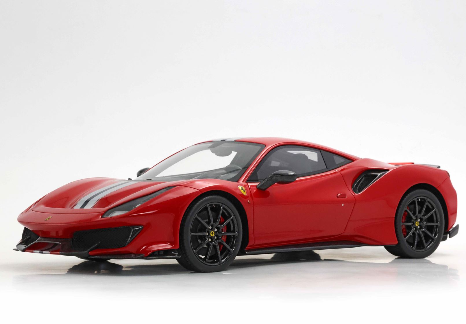 BBR Ferrari 488 Pista 1:18 scale Rosso Corsa carbon wheels