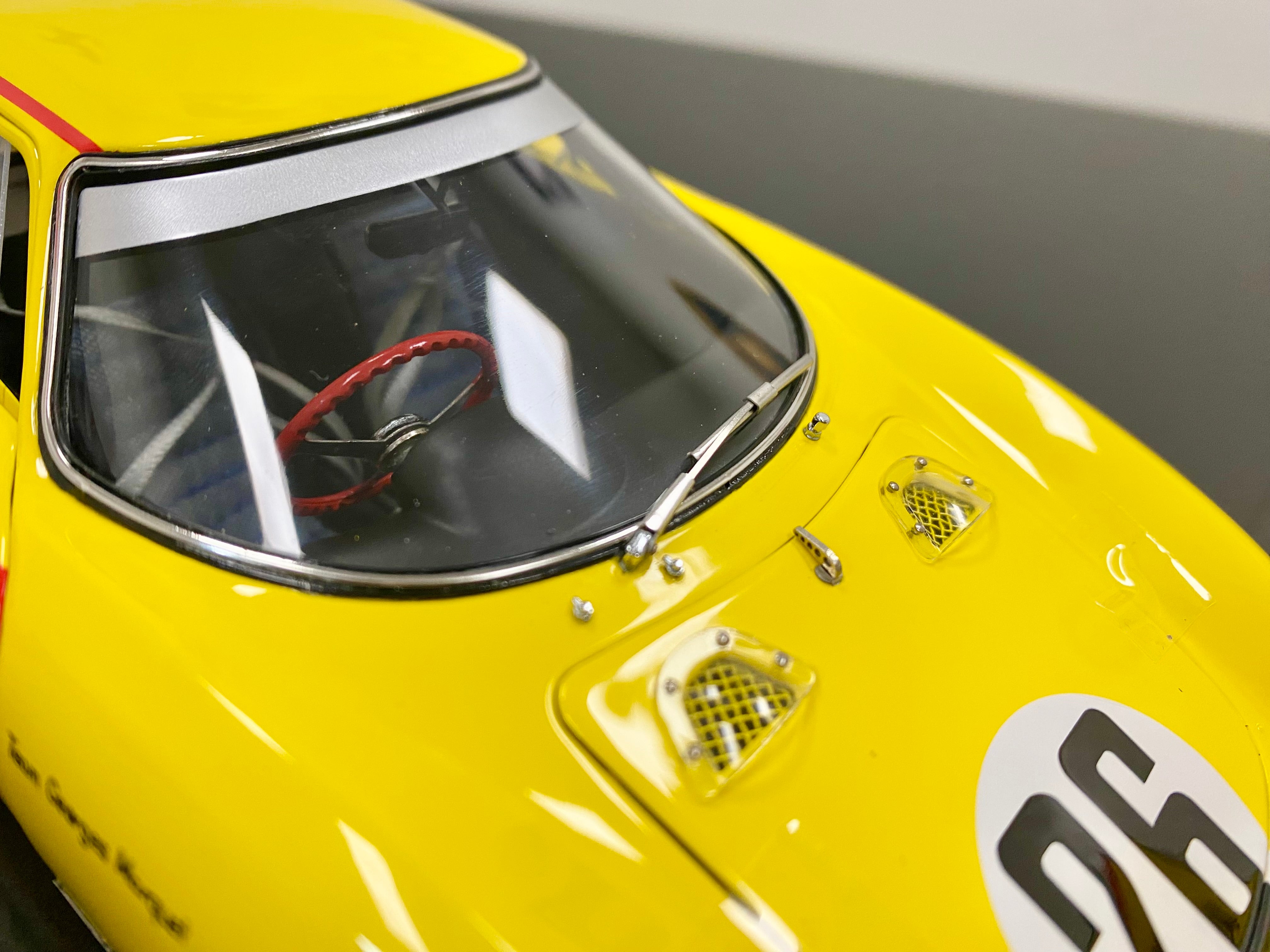 CMC 1:18 scale Ferrari 250 LM M264 #26 2nd Le Mans 1965