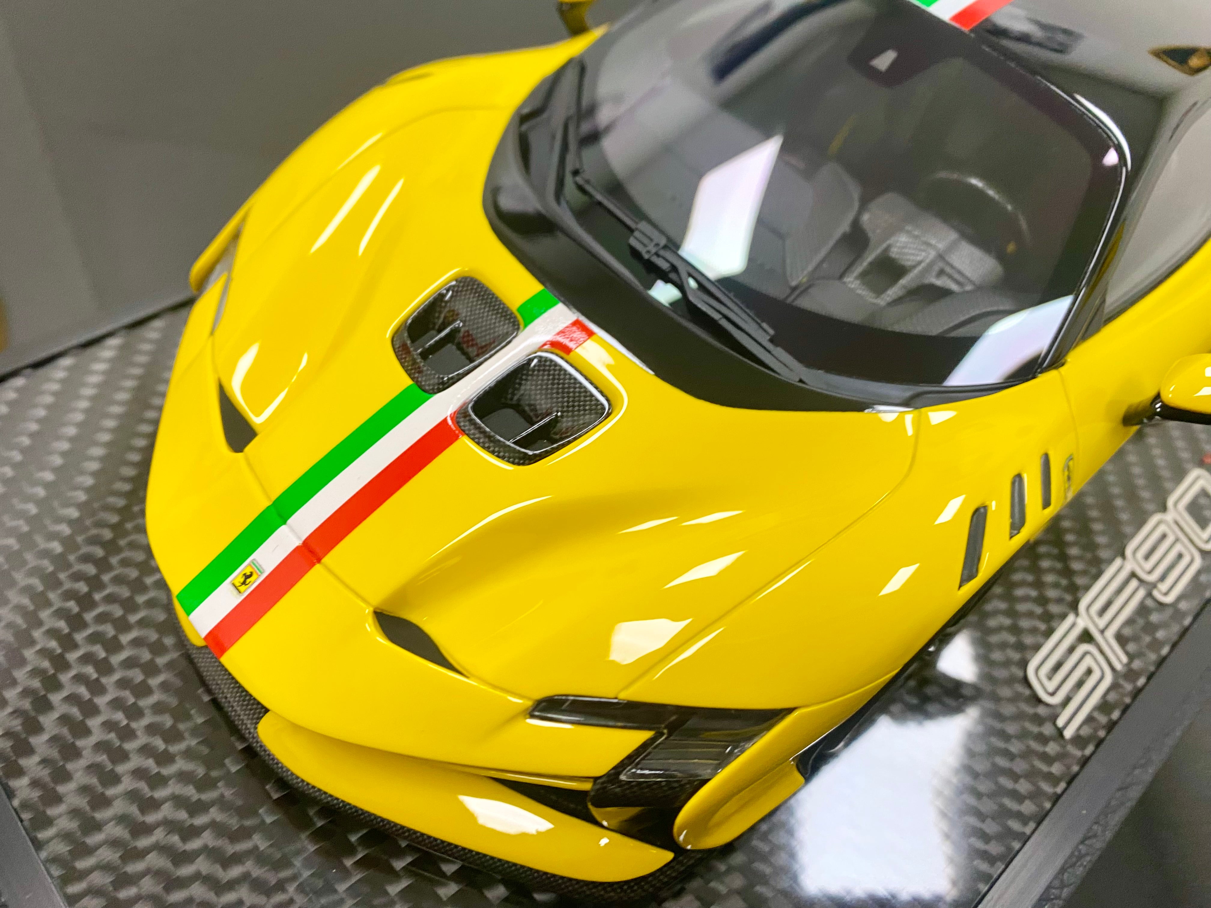 BBR Ferrari SF90 XX 1:18 scale Giallo Modena, Italian stripe
