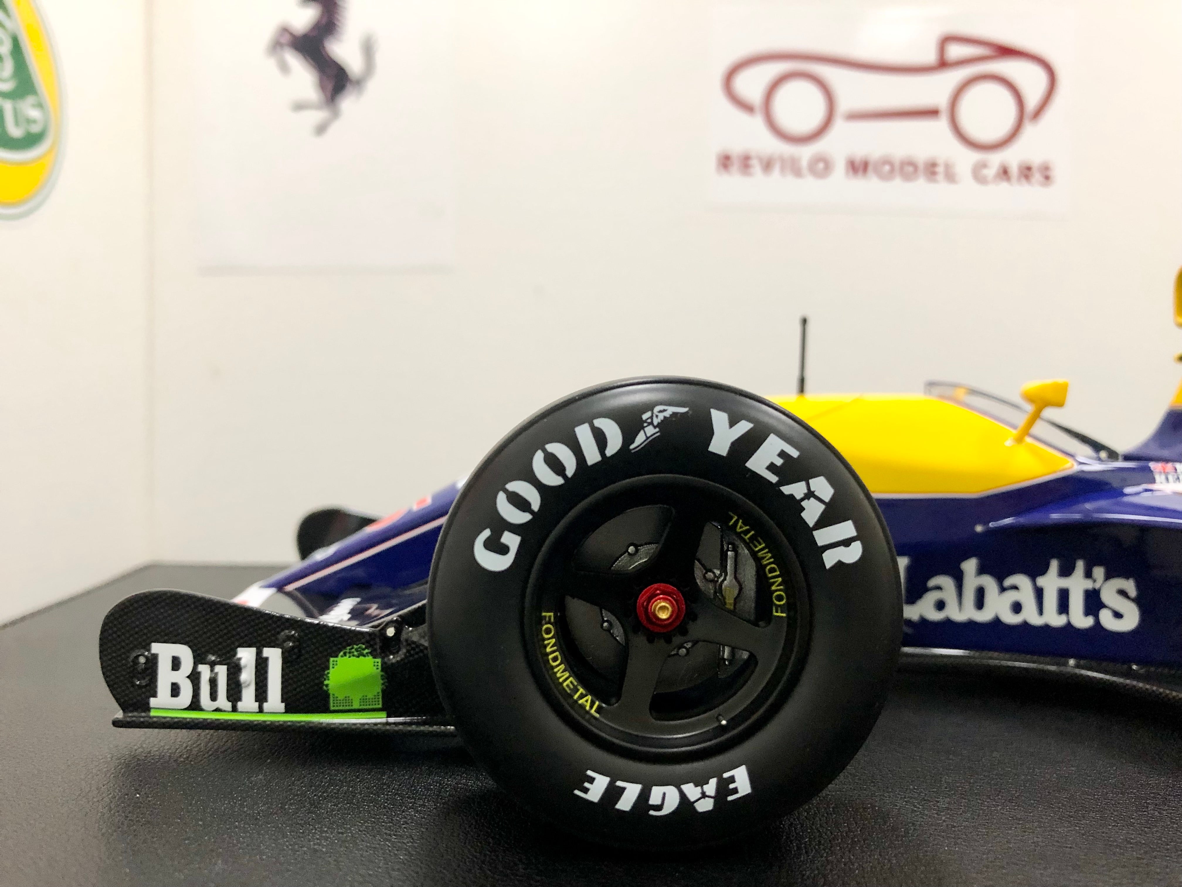 1:12 scale Williams FW14/B winner British Grand Prix 1992 Mansell
