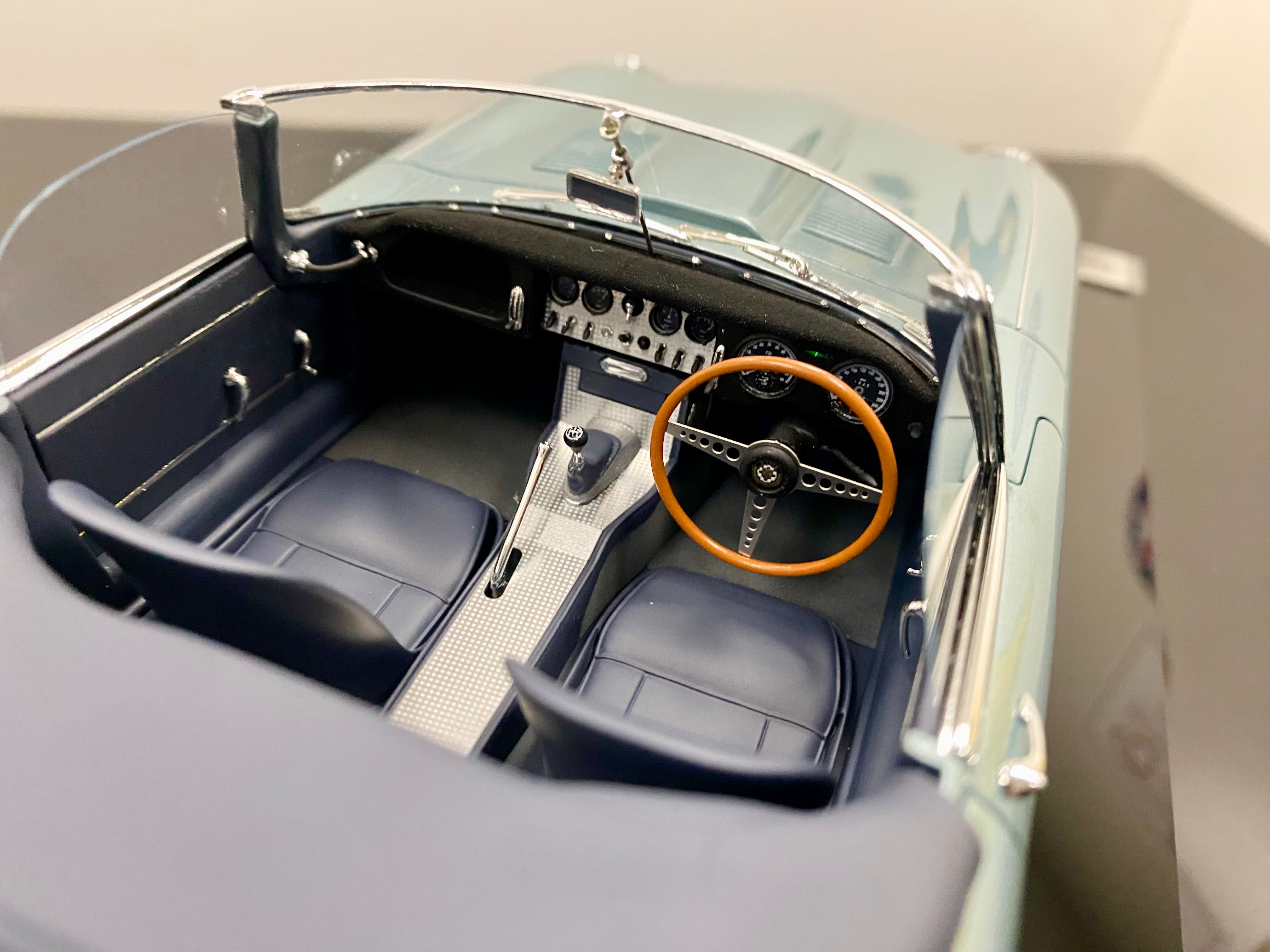 Amalgam Jaguar E Type 1:18 scale