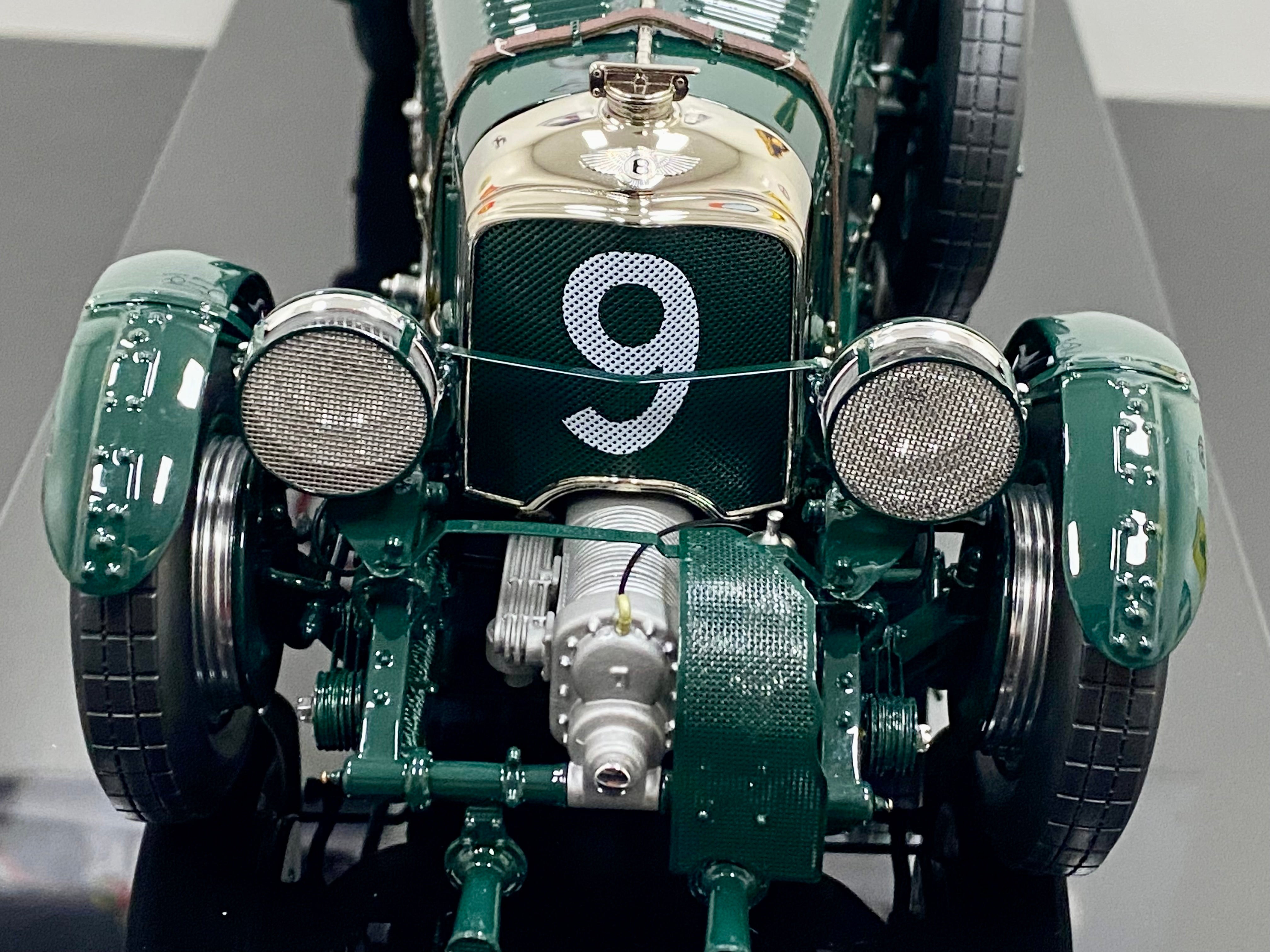 Amalgam 1:18 scale Bentley Blower