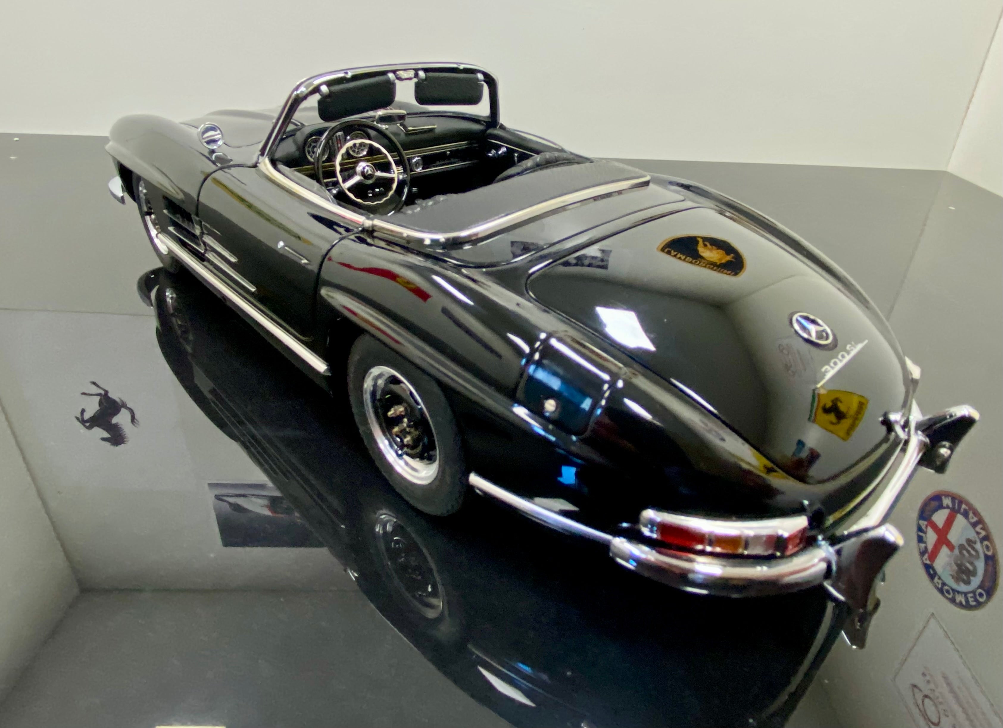 CMC 1:18 Mercedes 300SL M293 Black open top roadster