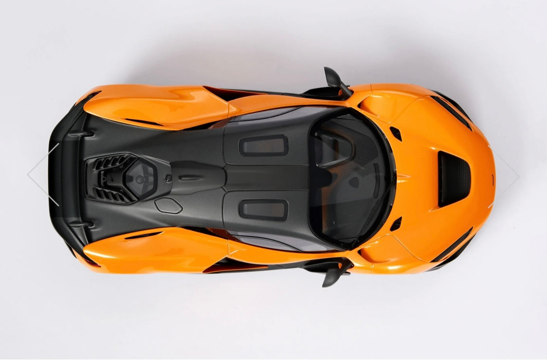 Amalgam 1:18 scale McLaren W1
