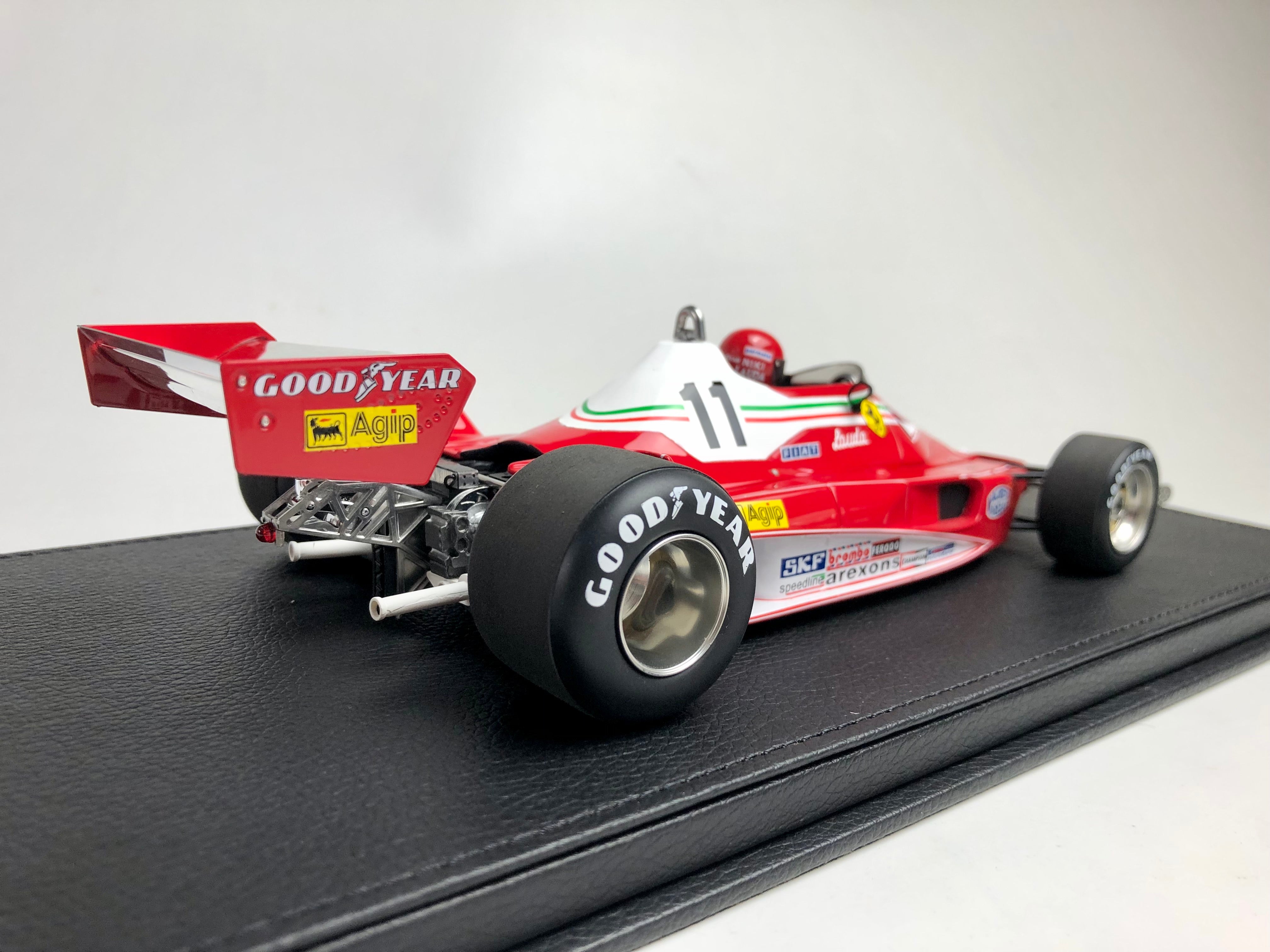 1:18 Ferrari 312 T2 #11 Niki Lauda