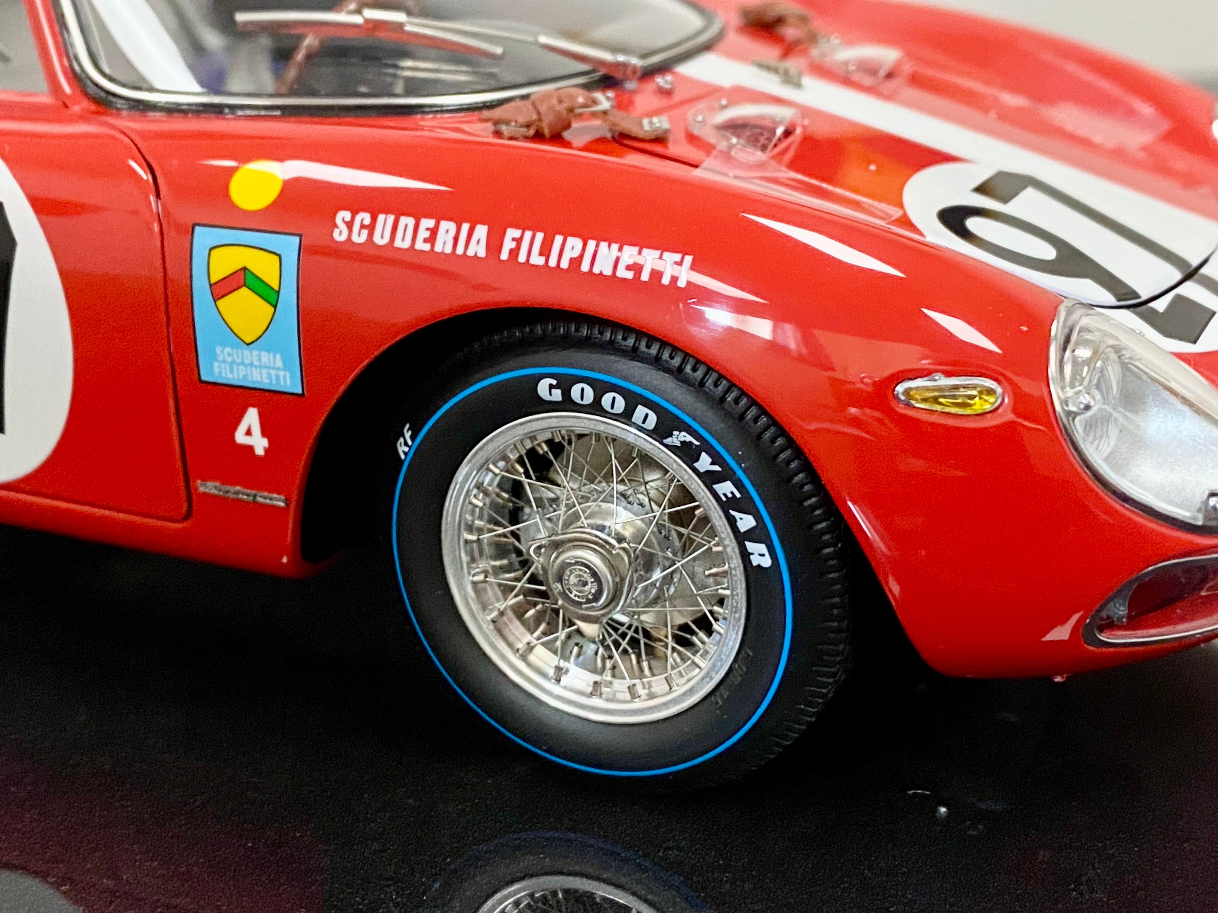 CMC 1:18 scale Ferrari 250 LM M265 #27 Le Mans 1965 Red