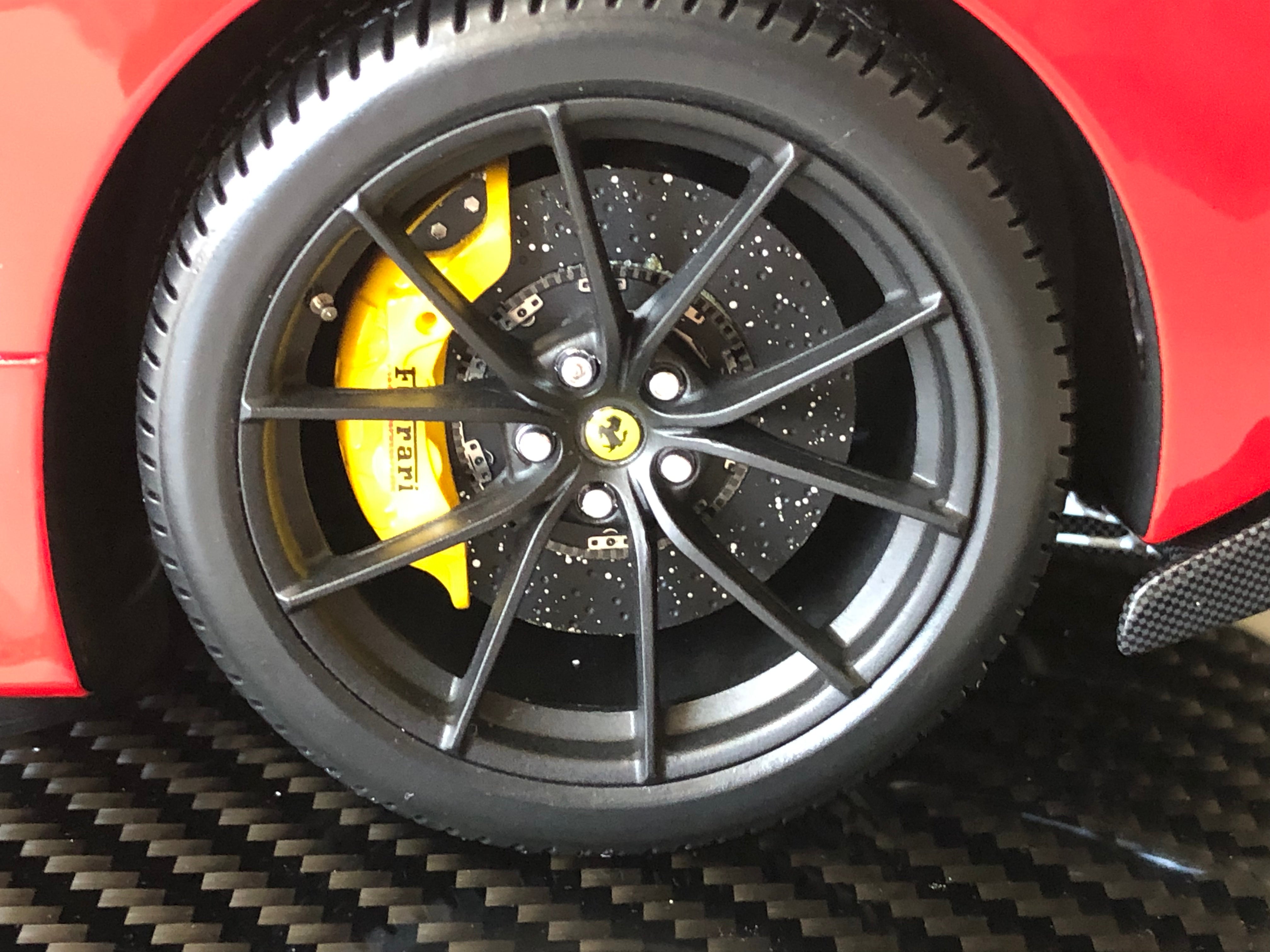 BBR Ferrari 488 Pista escala 1:12