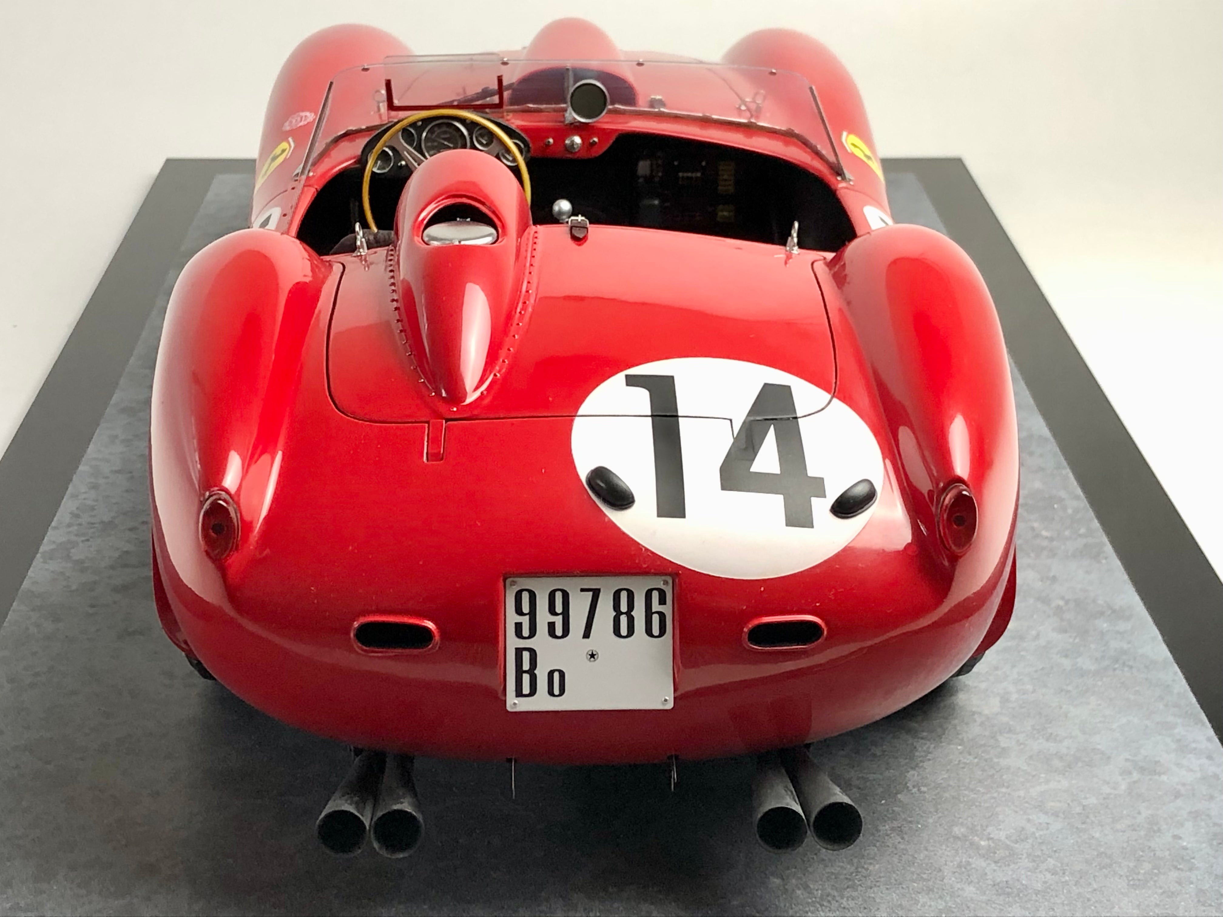 FERRARI 250 TR P.Hill 24h Le Mans 1958 #14 1:43 Ixo/Altaya Modèle FERRARI 250 TR P.Hill 24h Le Mans 1958 #14 1:43 Ixo/Altaya Modèle