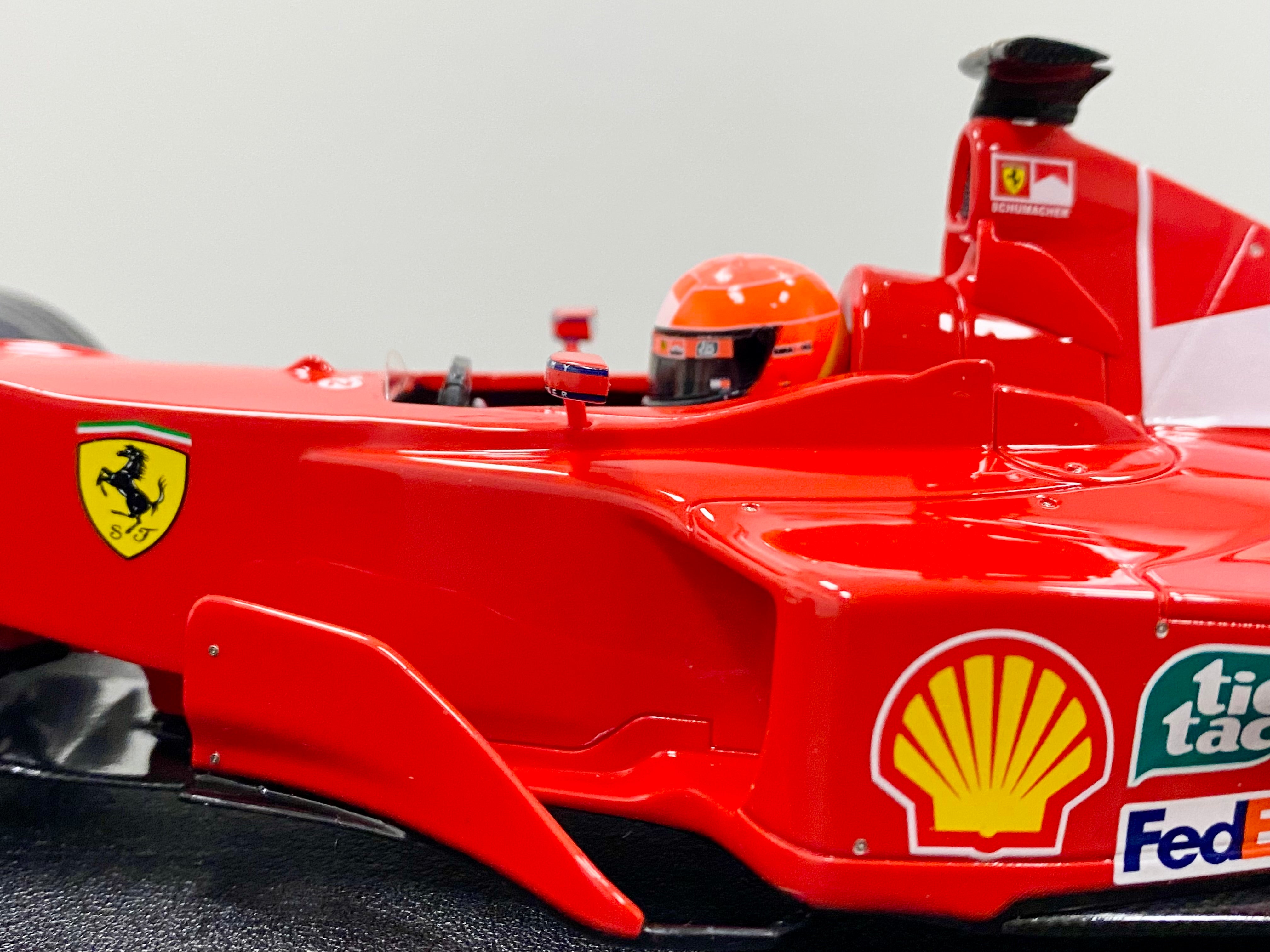 GP Replicas 1:18 scale Ferrari F1-2000 #3 Schumacher World Champion