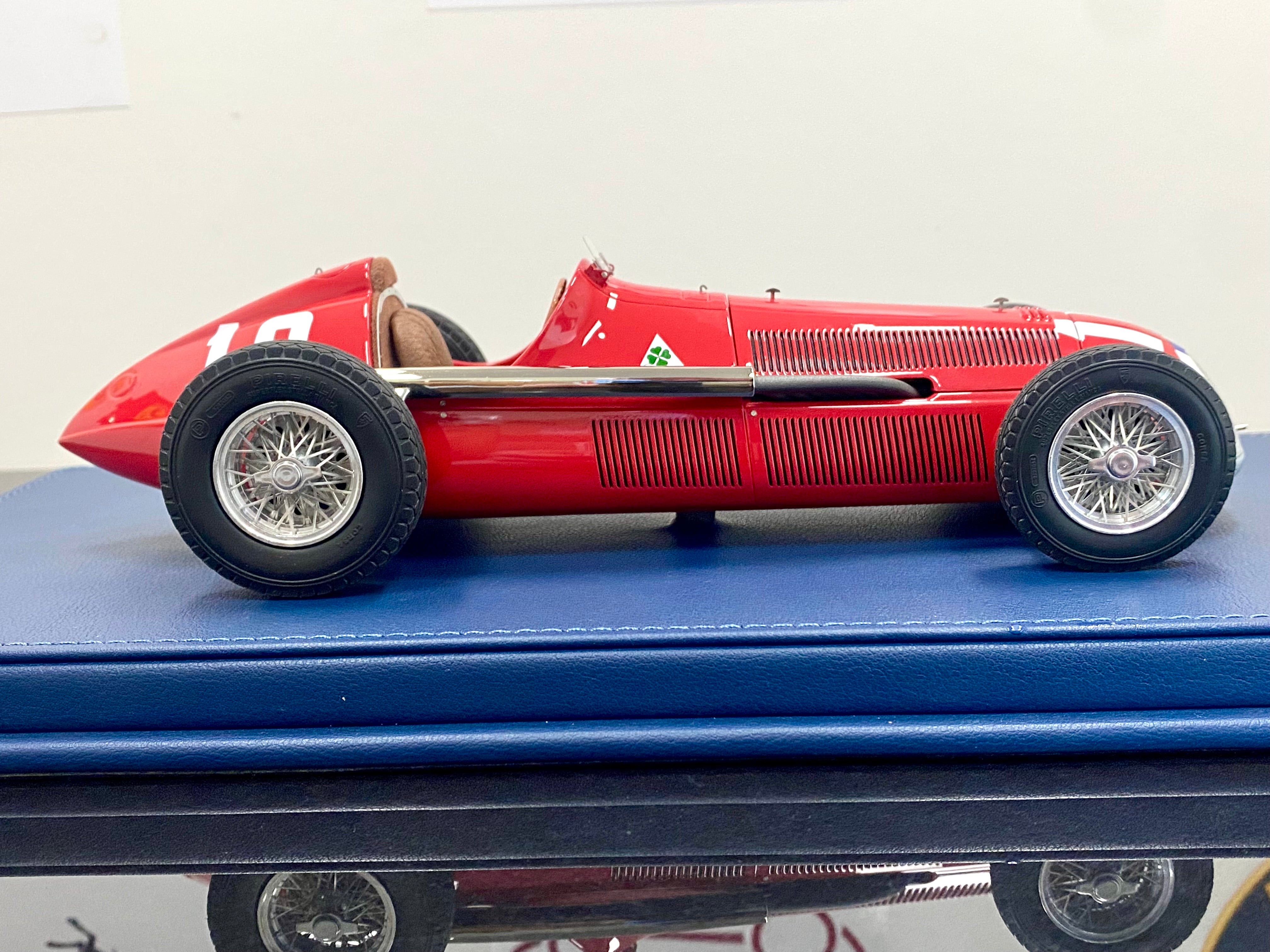 Alfa Romeo Alfetta 158 #10 Farina 1950 Monza 1:18 scale