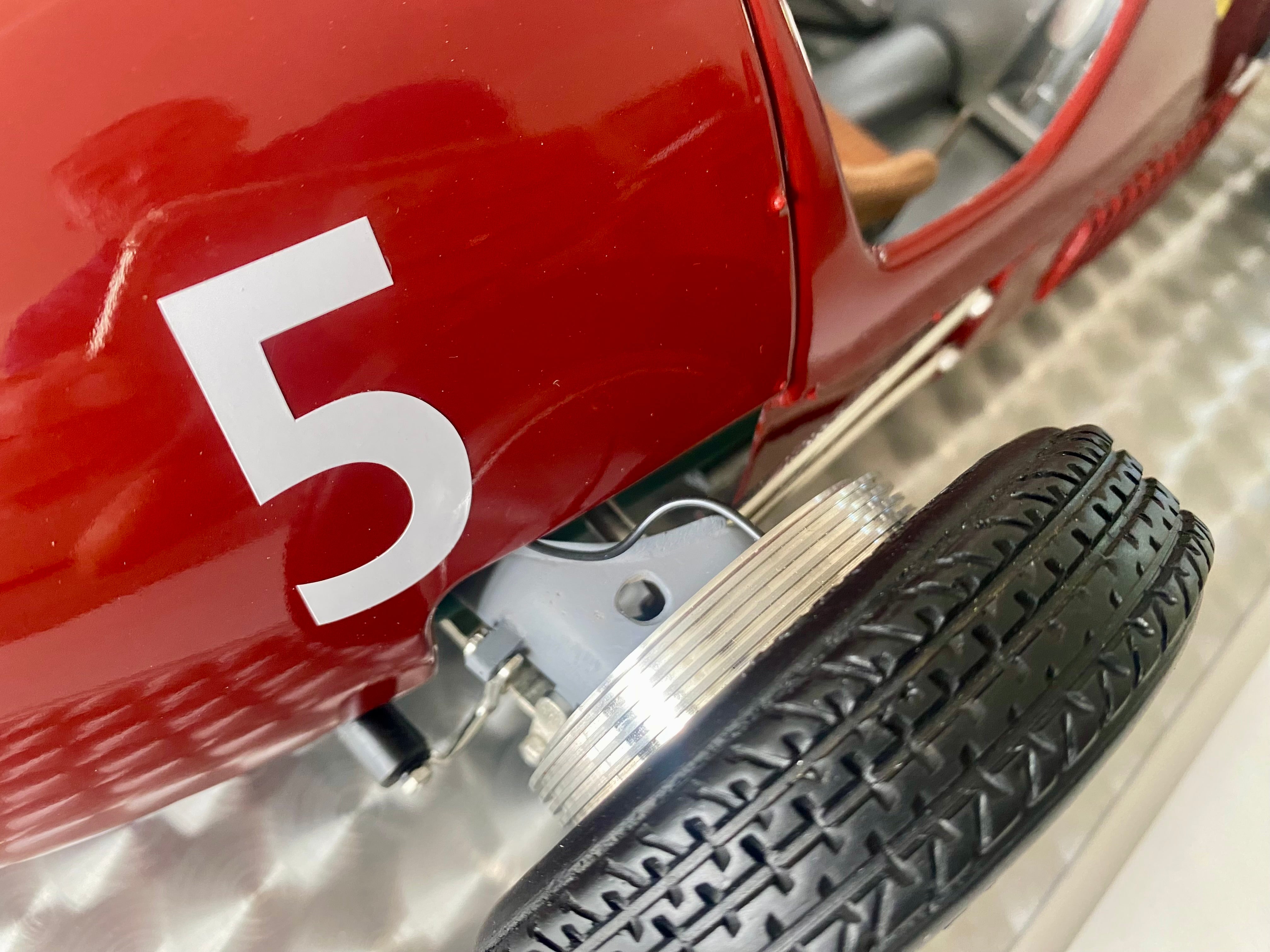 Javan Smith 1:8 scale Ferrari 500 F2