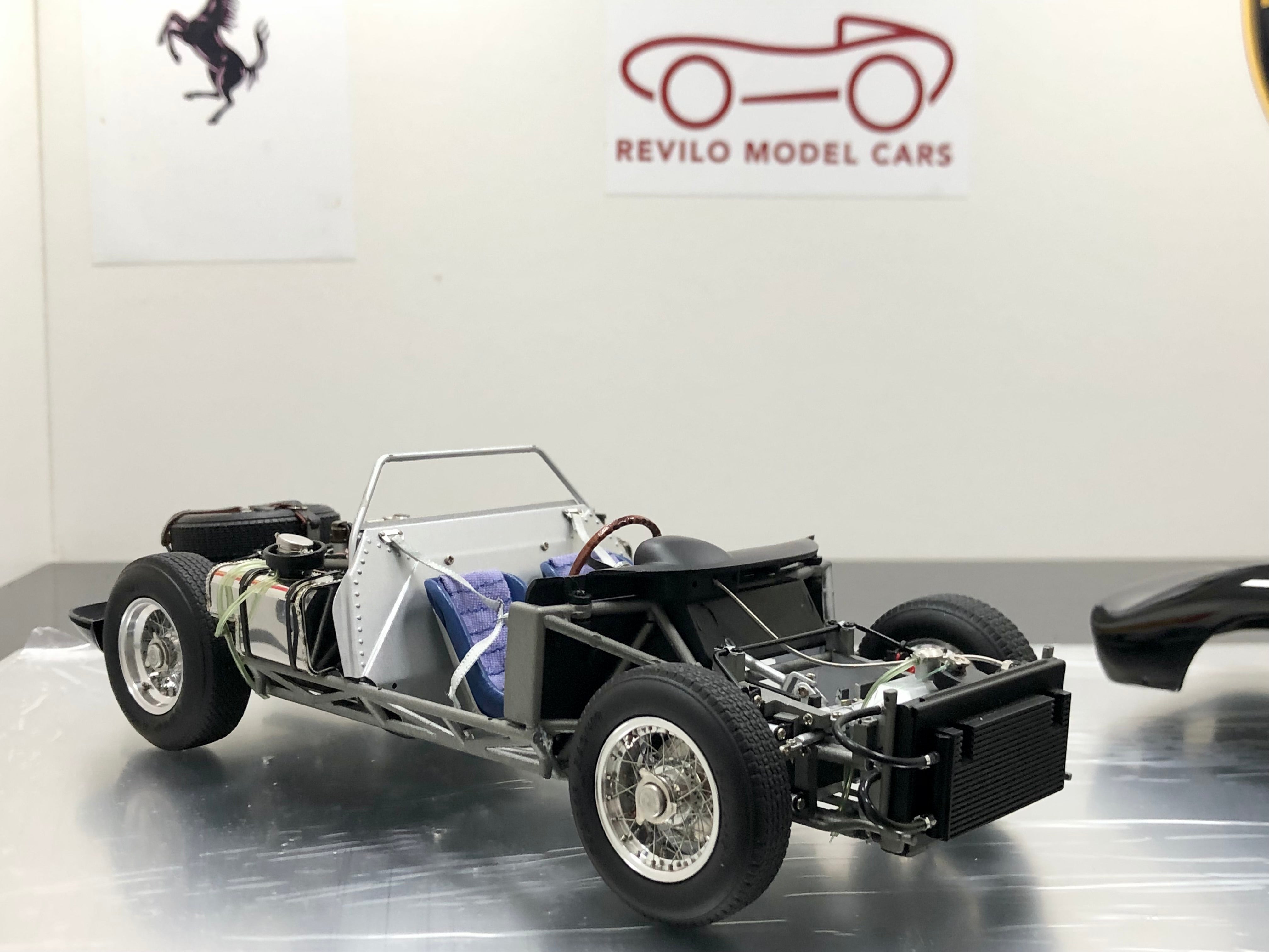 CMC 1:18 scale Ferrari 250 LM M289 Tecno Classica LE 200
