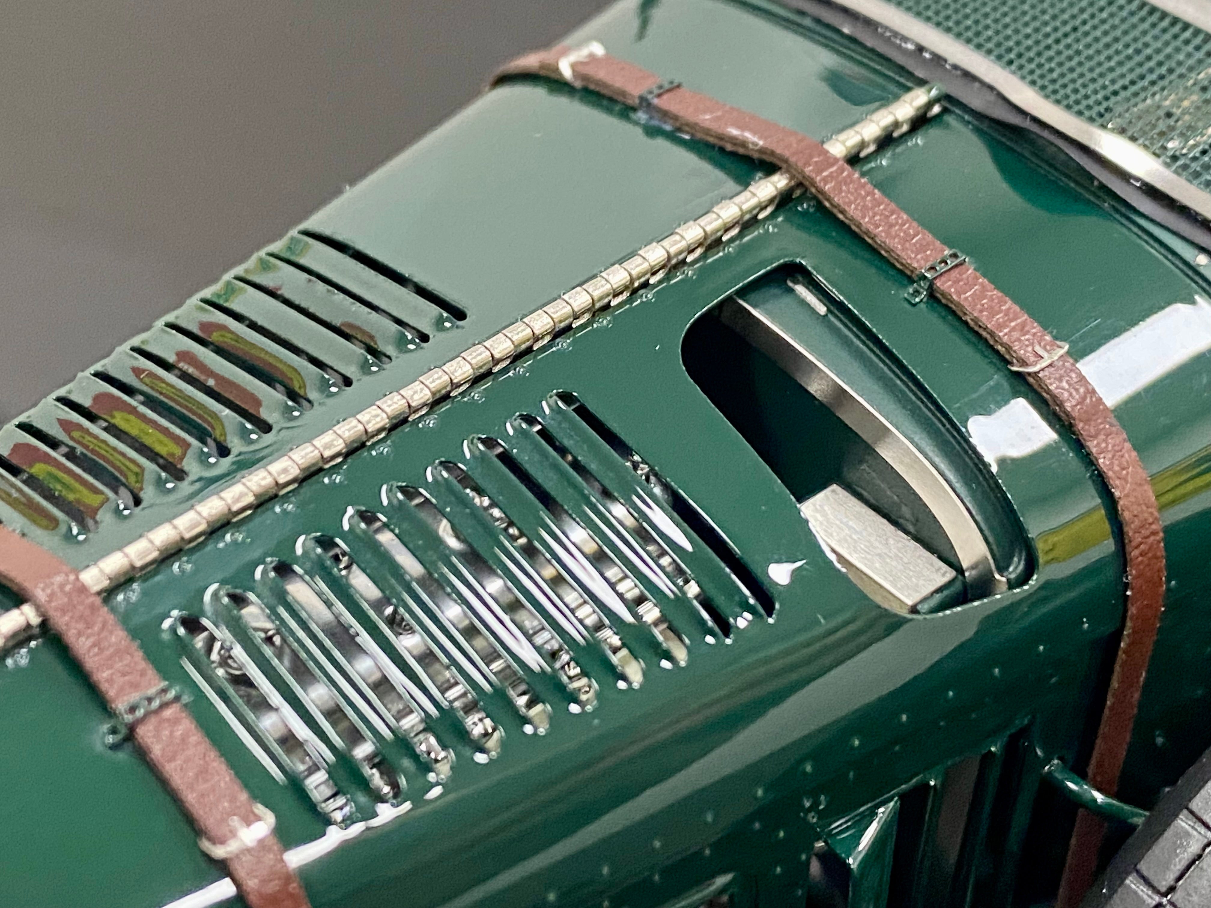 Amalgam 1:18 scale Bentley Blower