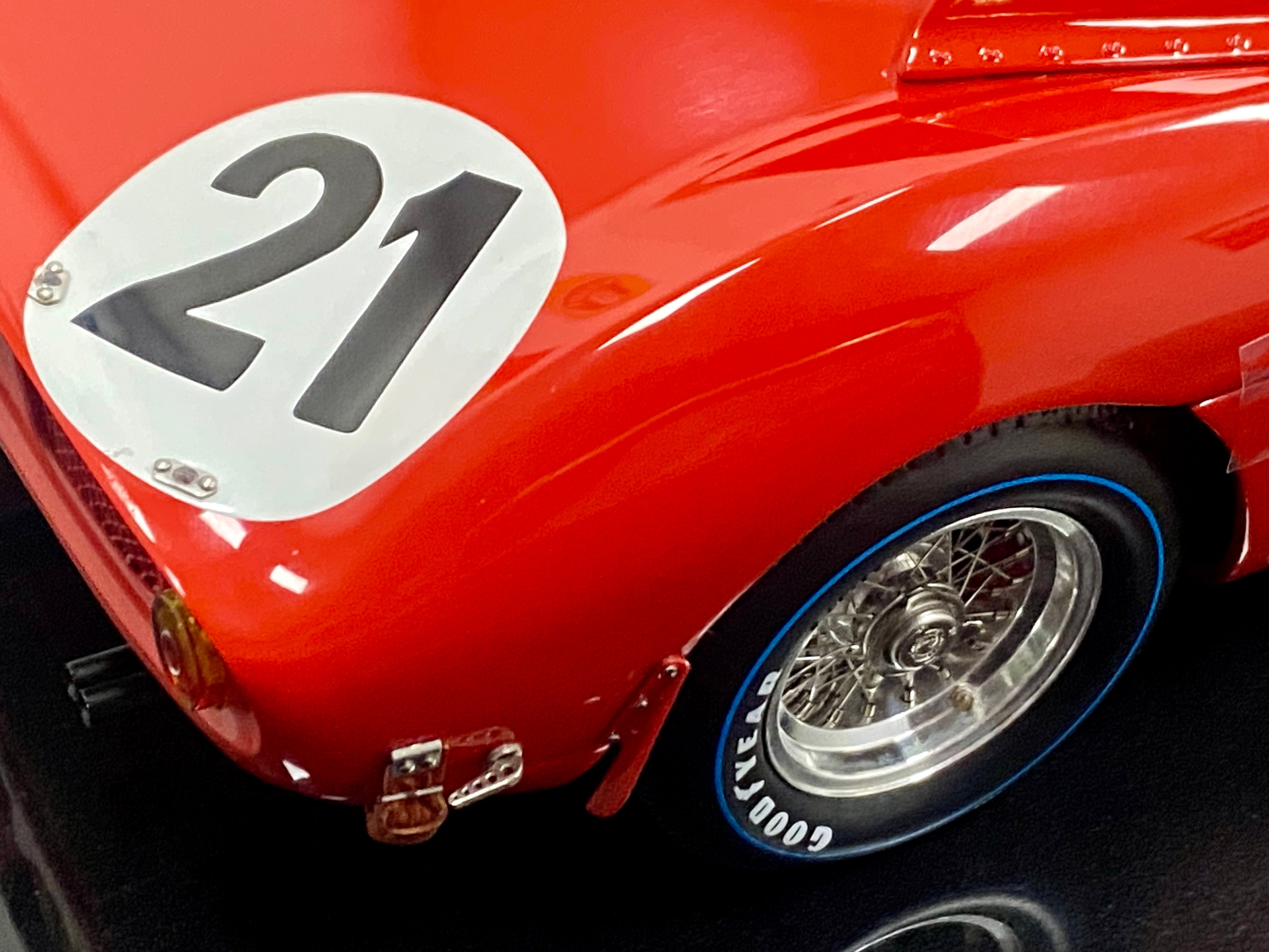 CMC 1:18 scale Ferrari 250 LM M263 #21 Le Mans 1965