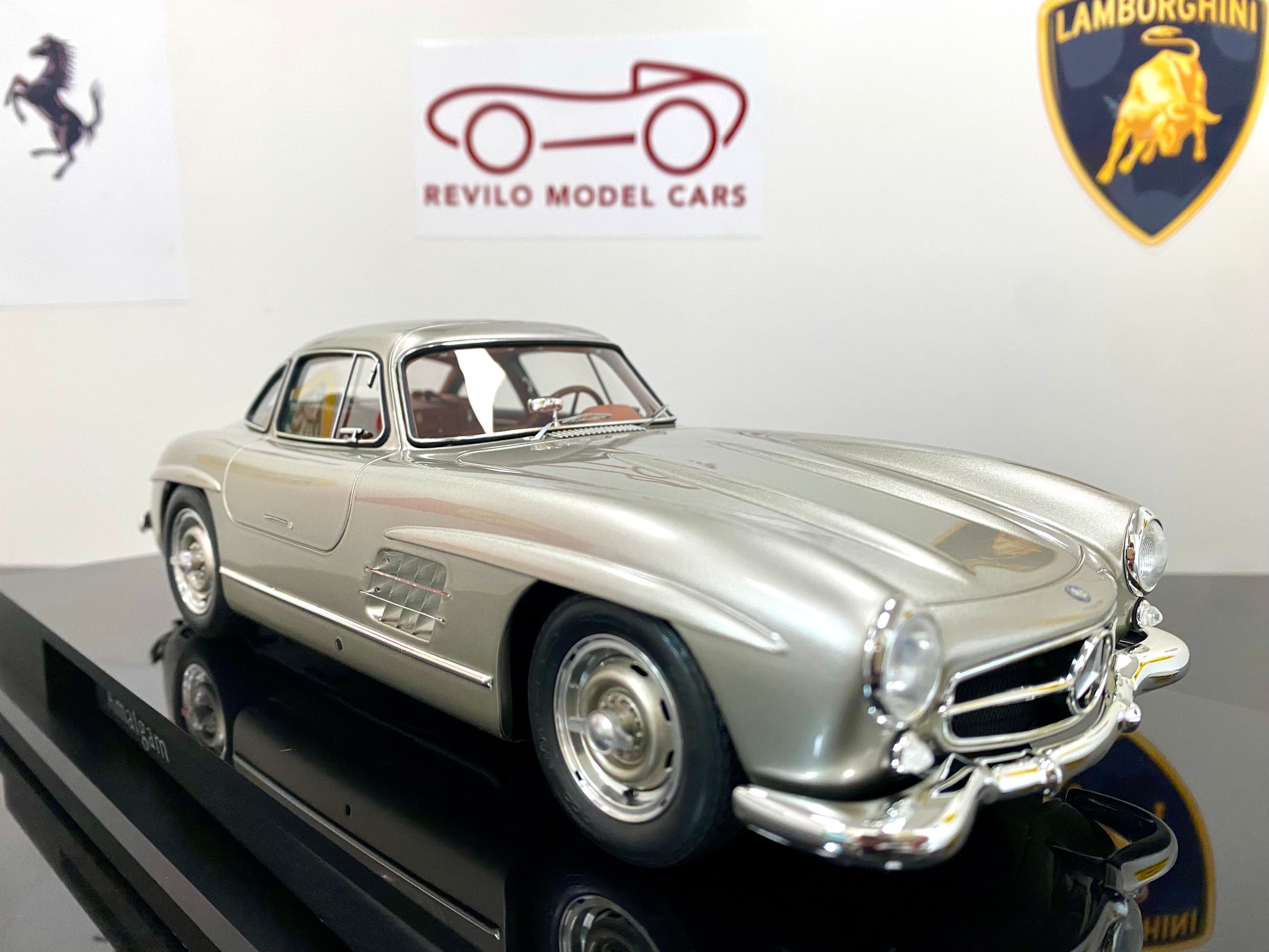 Amalgam 1:18 Mercedes 300 SL Gullwing